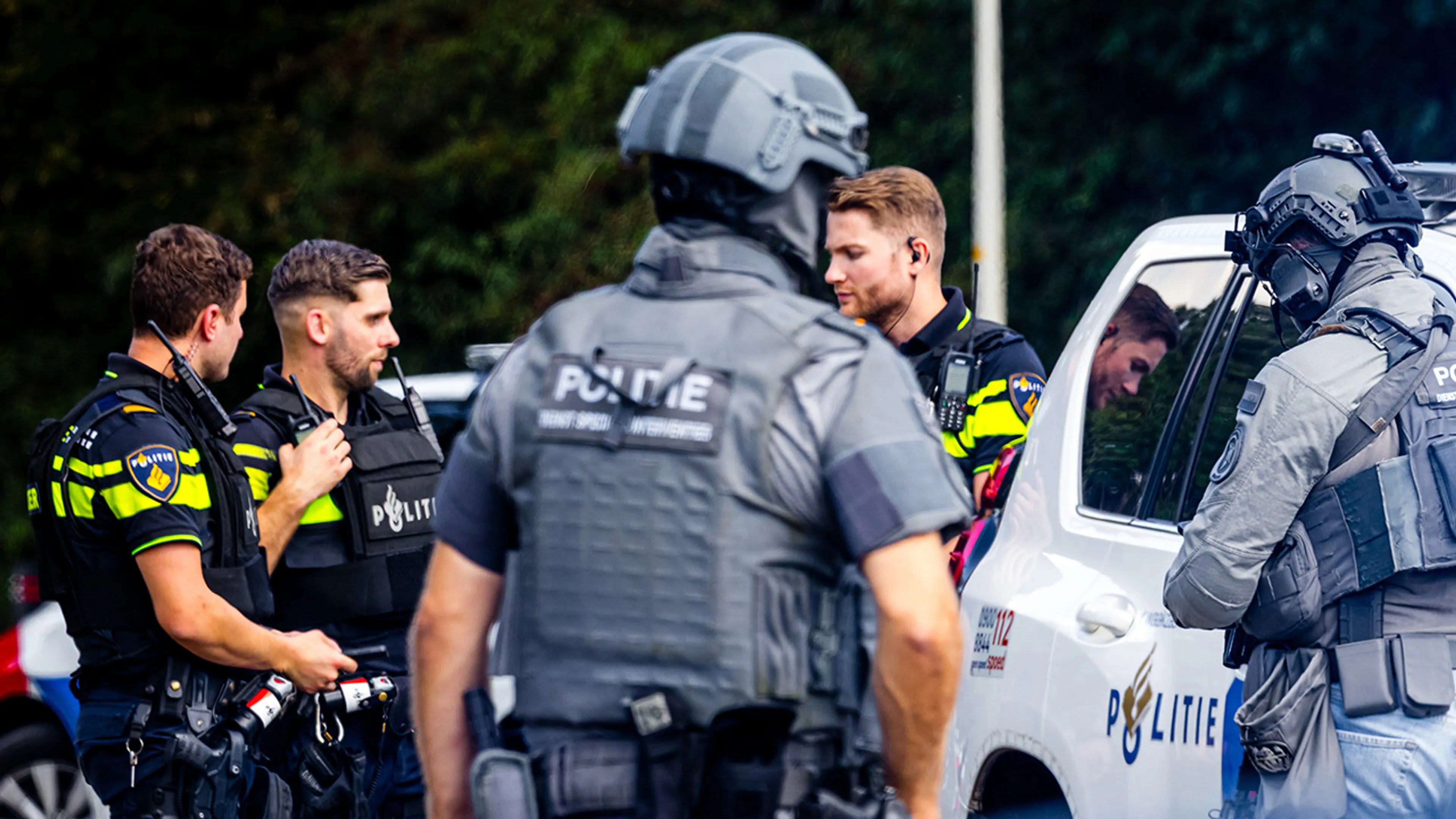 34 aanhoudingen na schietpartij in Overasselt, doodgeschoten man (51) kwam uit Wijchen