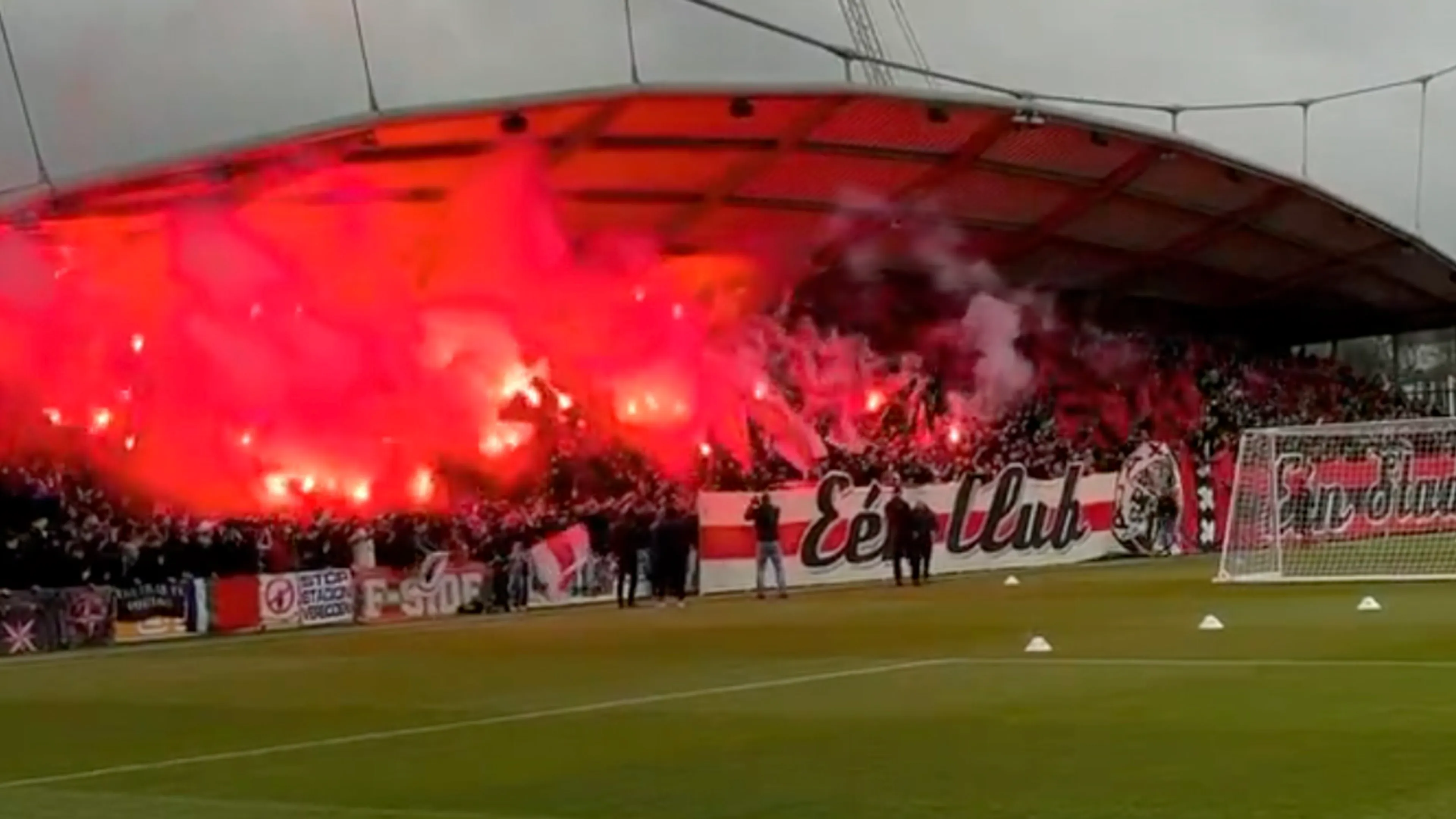 Video: Ook heerlijke sfeer bij laatste training Ajax voor Klassieker