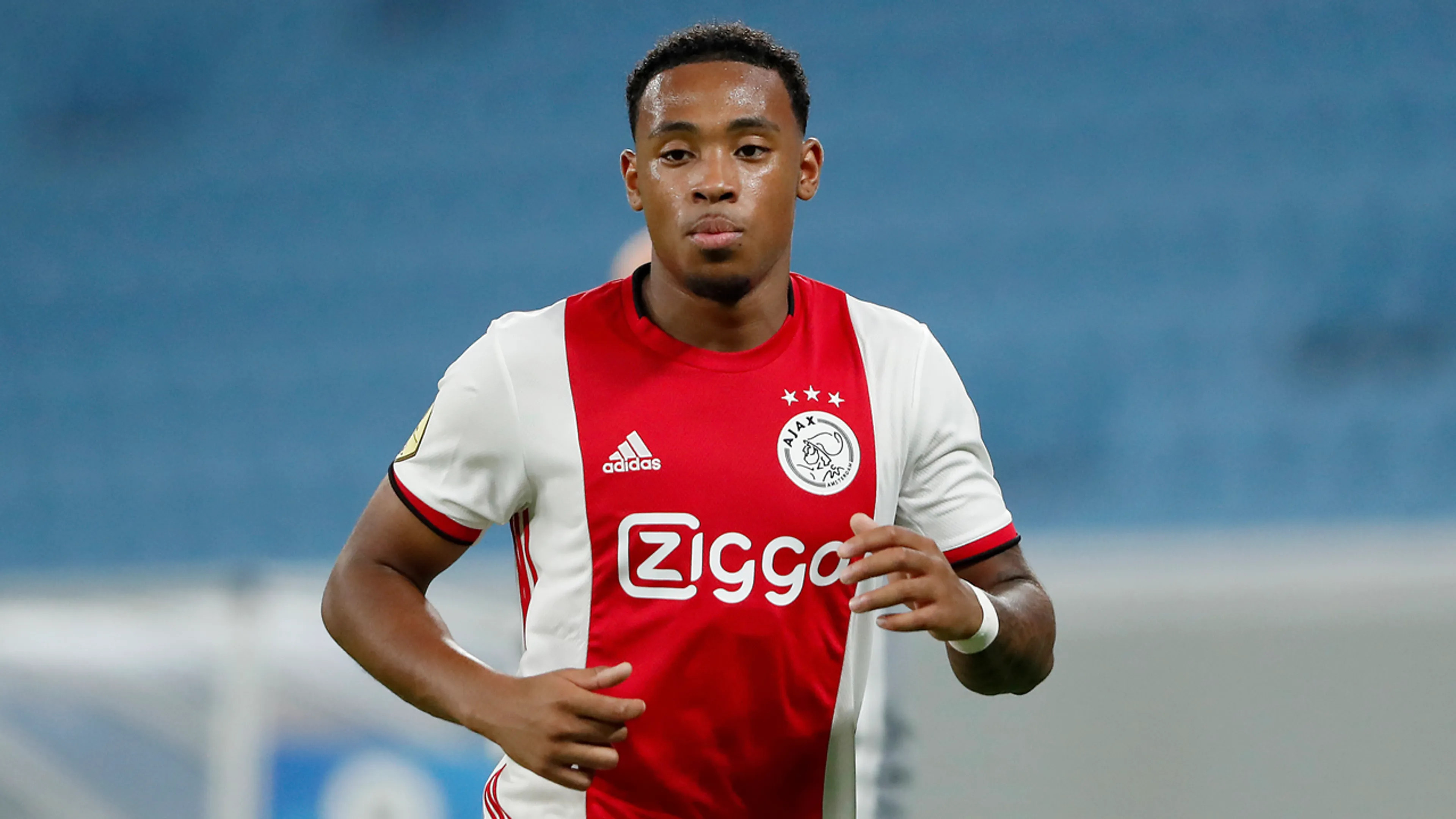 ADO huurt Juan Familia-Castillo van Chelsea
