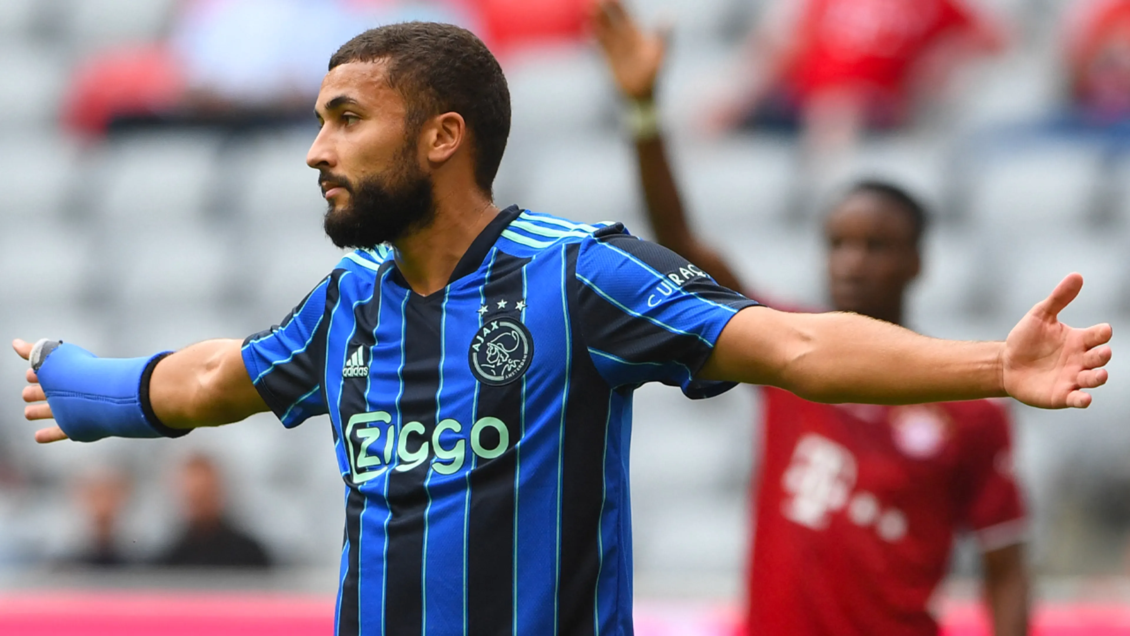 Ajax neemt afscheid van bankzitter Labyad