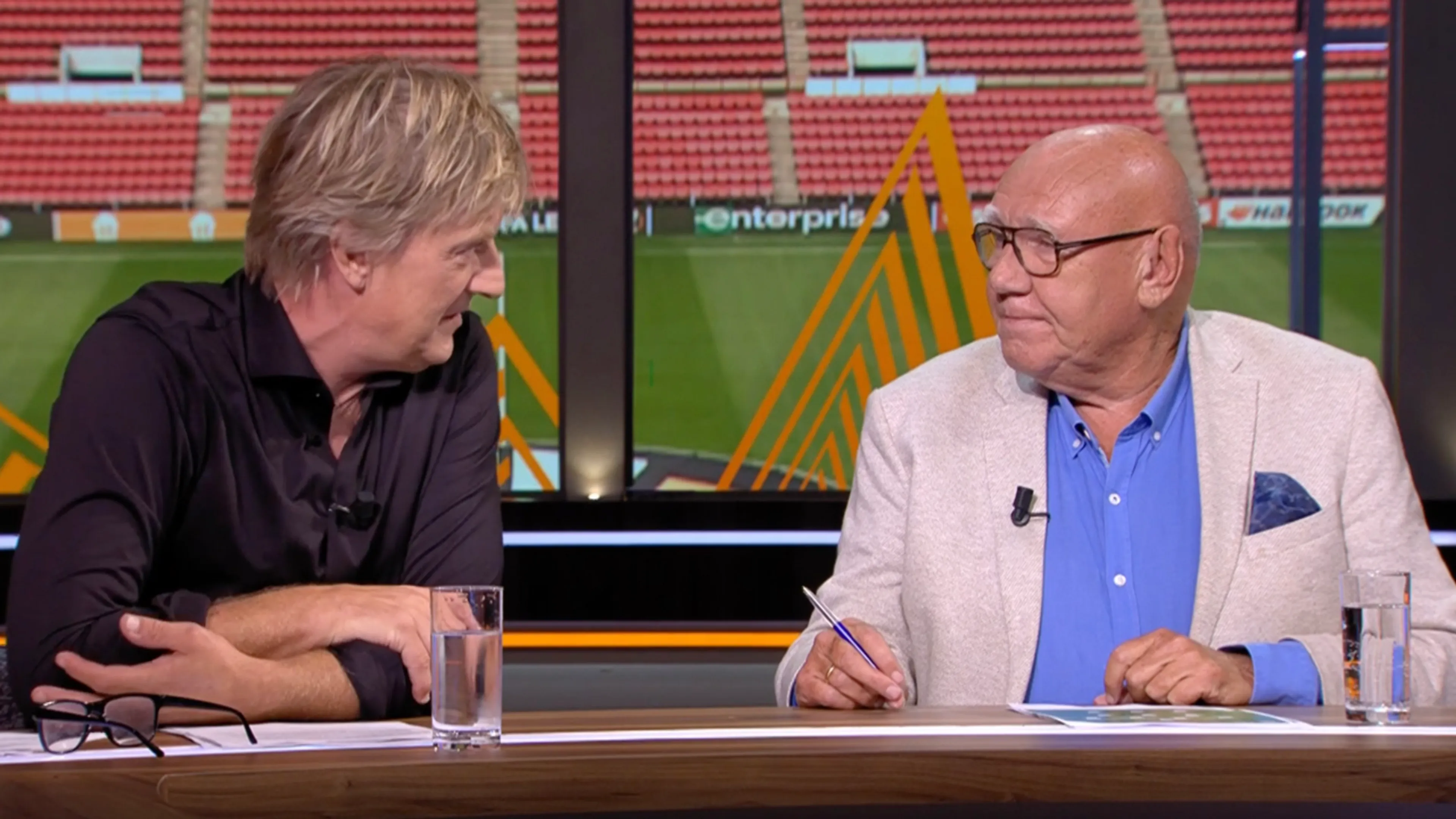 Wim en Kees analyseren selectie PSV: 'Ze hebben achterin absoluut geen stabiliteit'