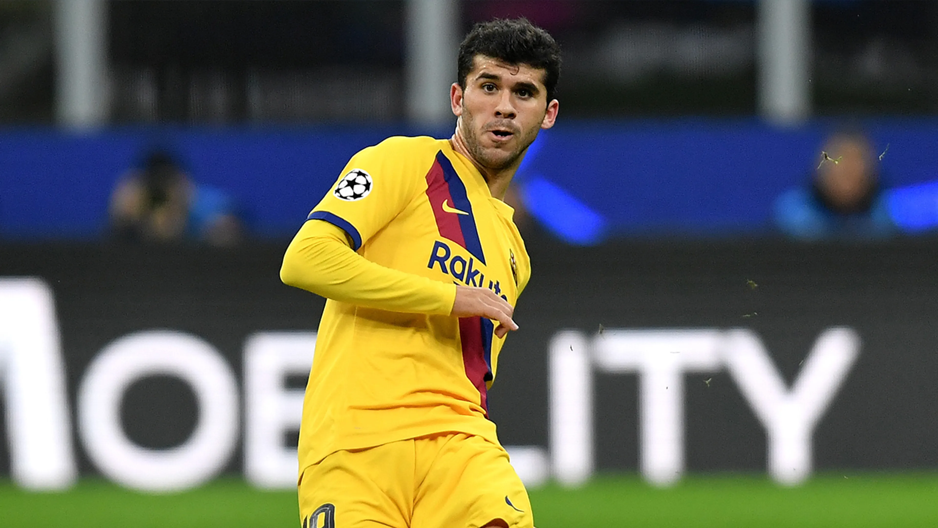 FC Barcelona verhuurt middenvelder Aleñá aan Real Betis