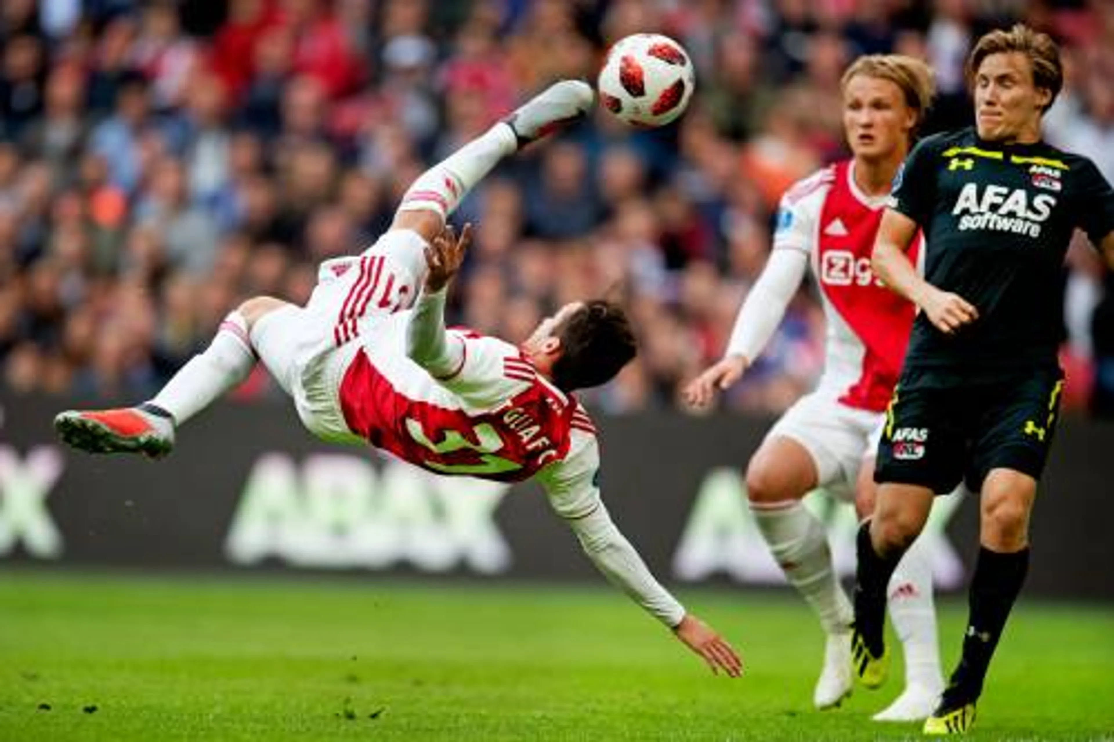 Ajax zonder Tagliafico tegen Heerenveen