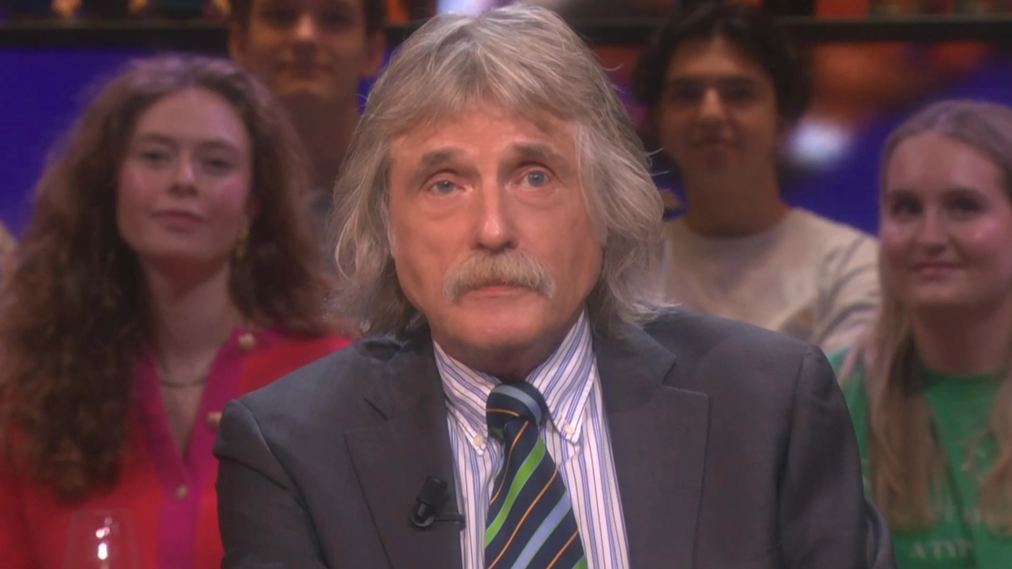 Johan krijgt live op tv hetzelfde verjongingsfilter als Linda de Mol: 'Ik vind het onzin!'