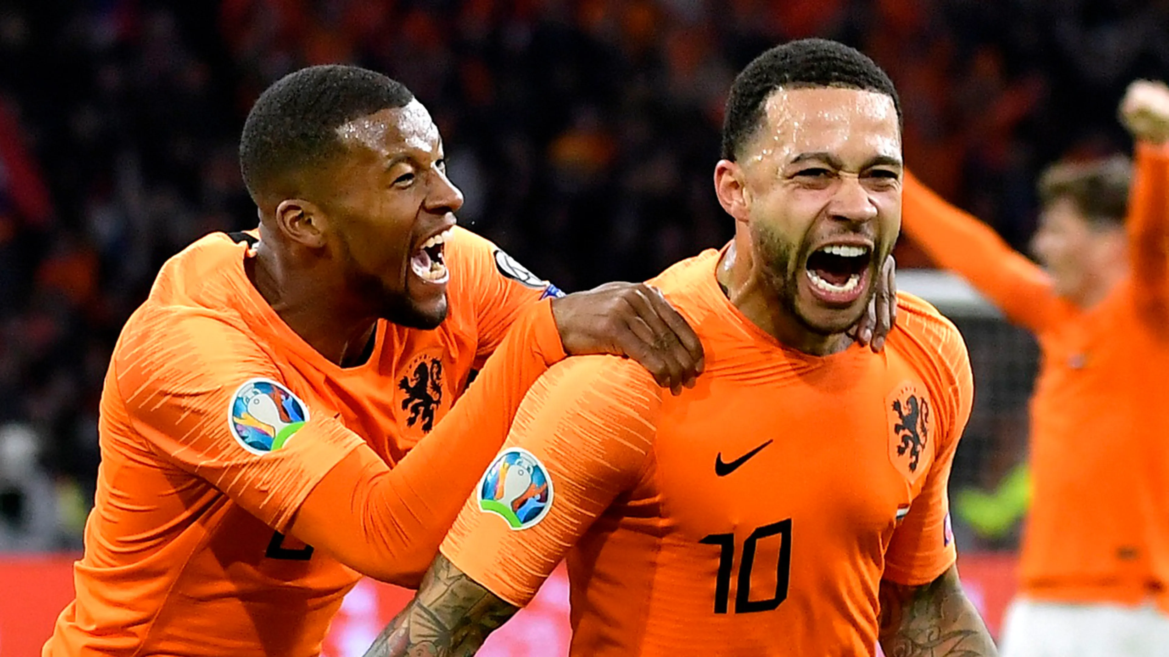 'Wijnaldum én Memphis dicht bij transfer naar Barça' 
