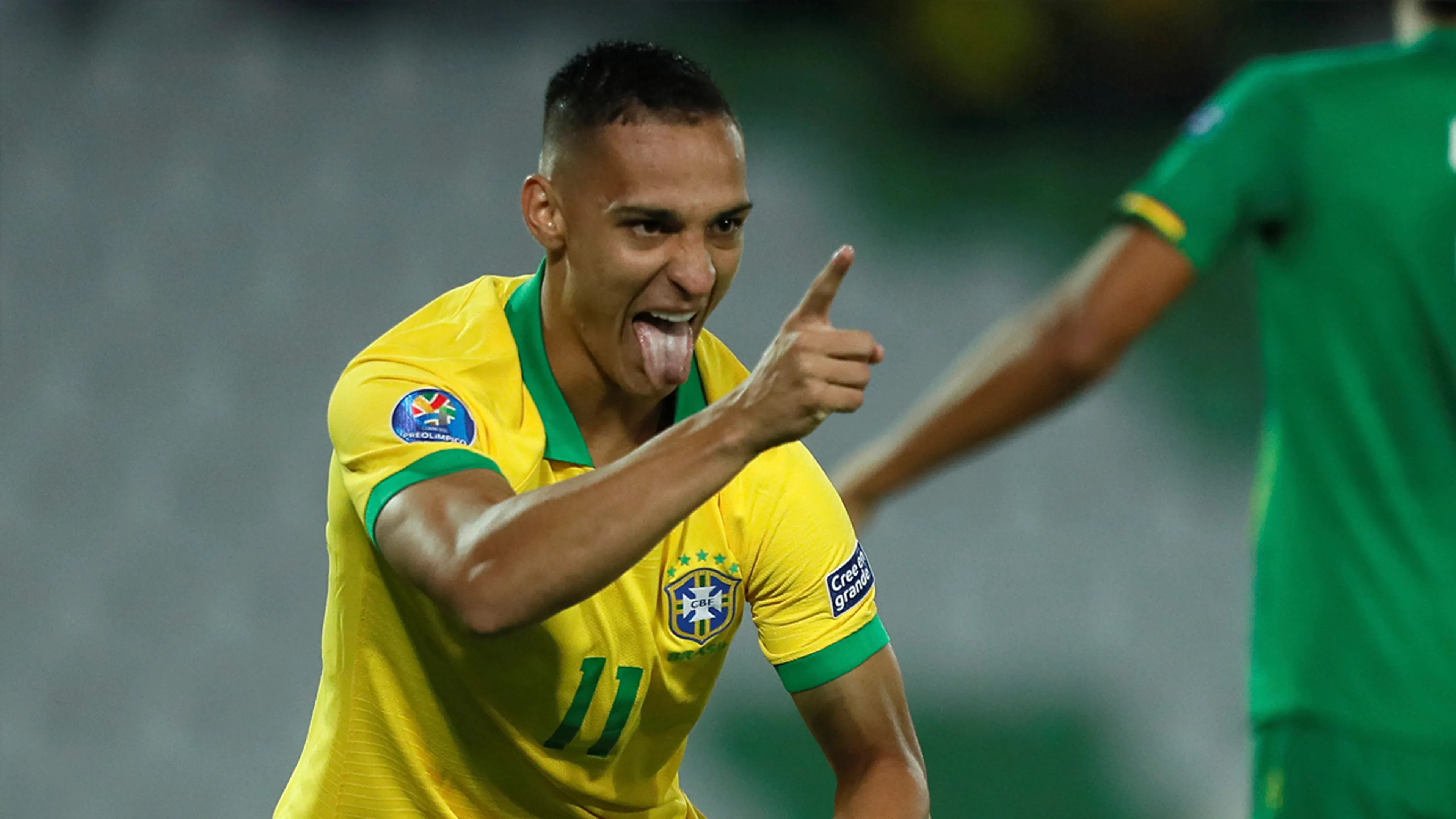 'Ajax pakt door na verkoop Ziyech en haalt Braziliaanse aanvaller Antony'