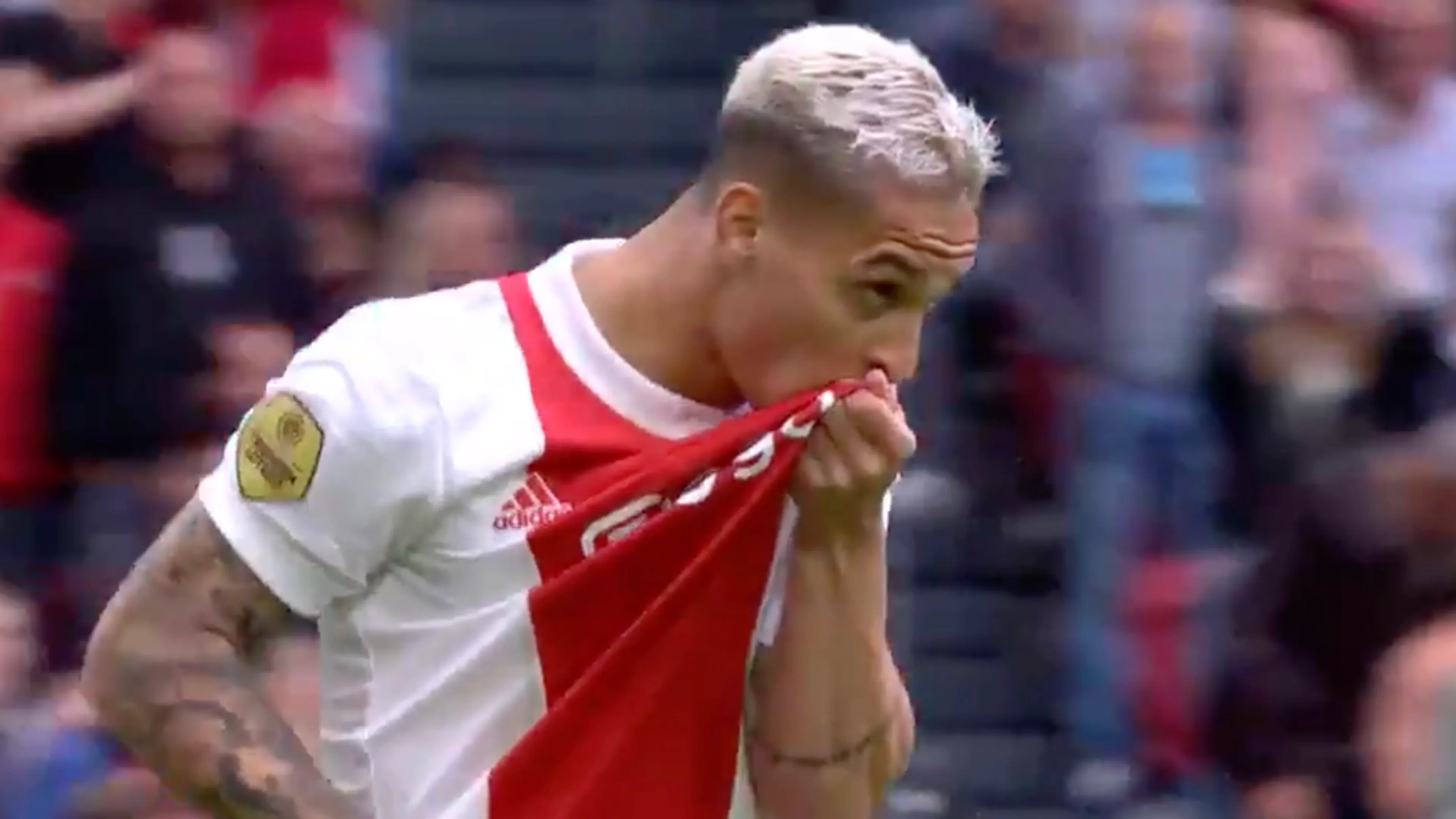 VIDEOGOAL: Teruggekeerde Antony schiet Ajax binnen 5 minuten op voorsprong