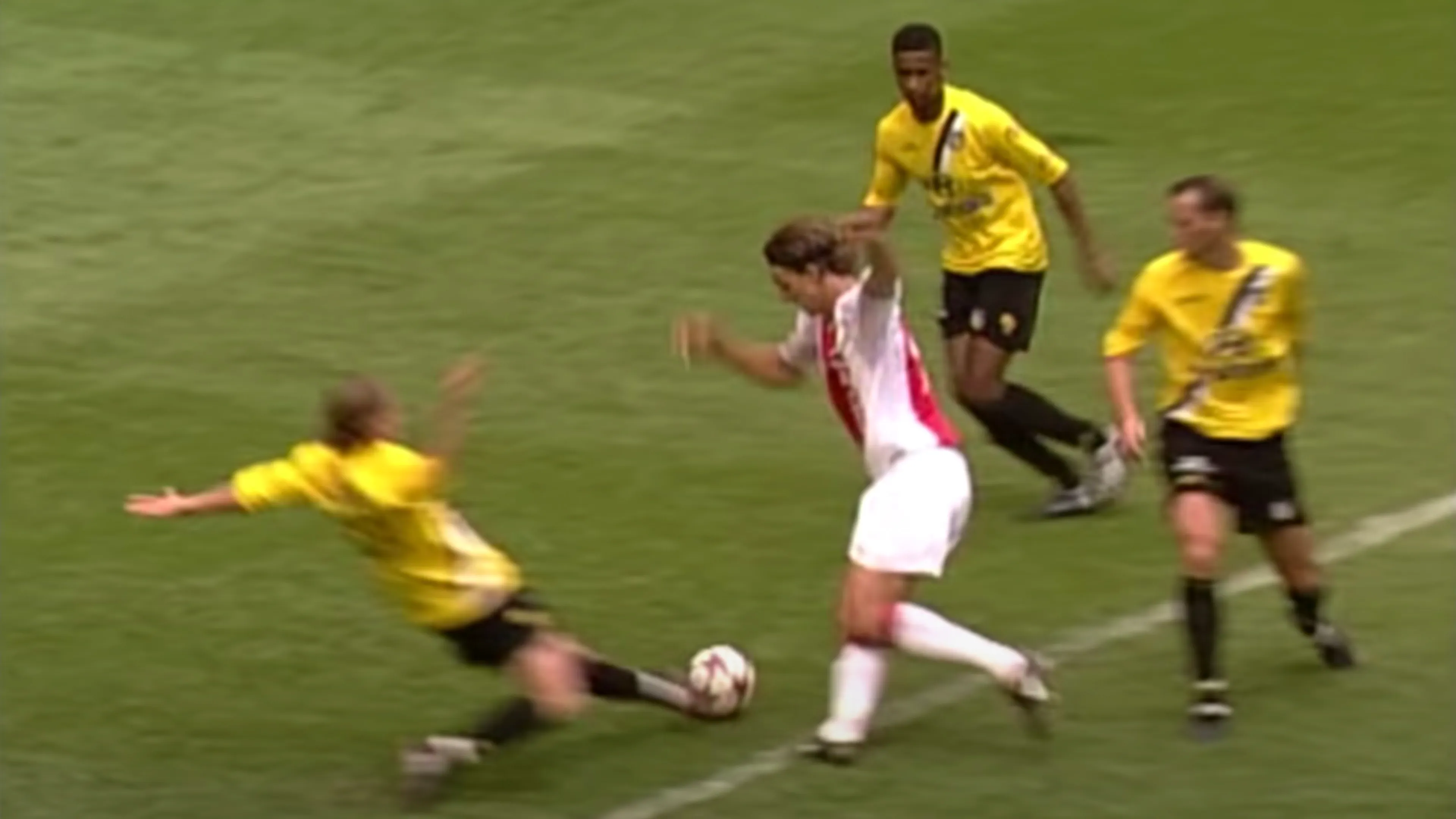 Vandaag 18 jaar geleden: de supersolo van Zlatan Ibrahimović tegen NAC Breda