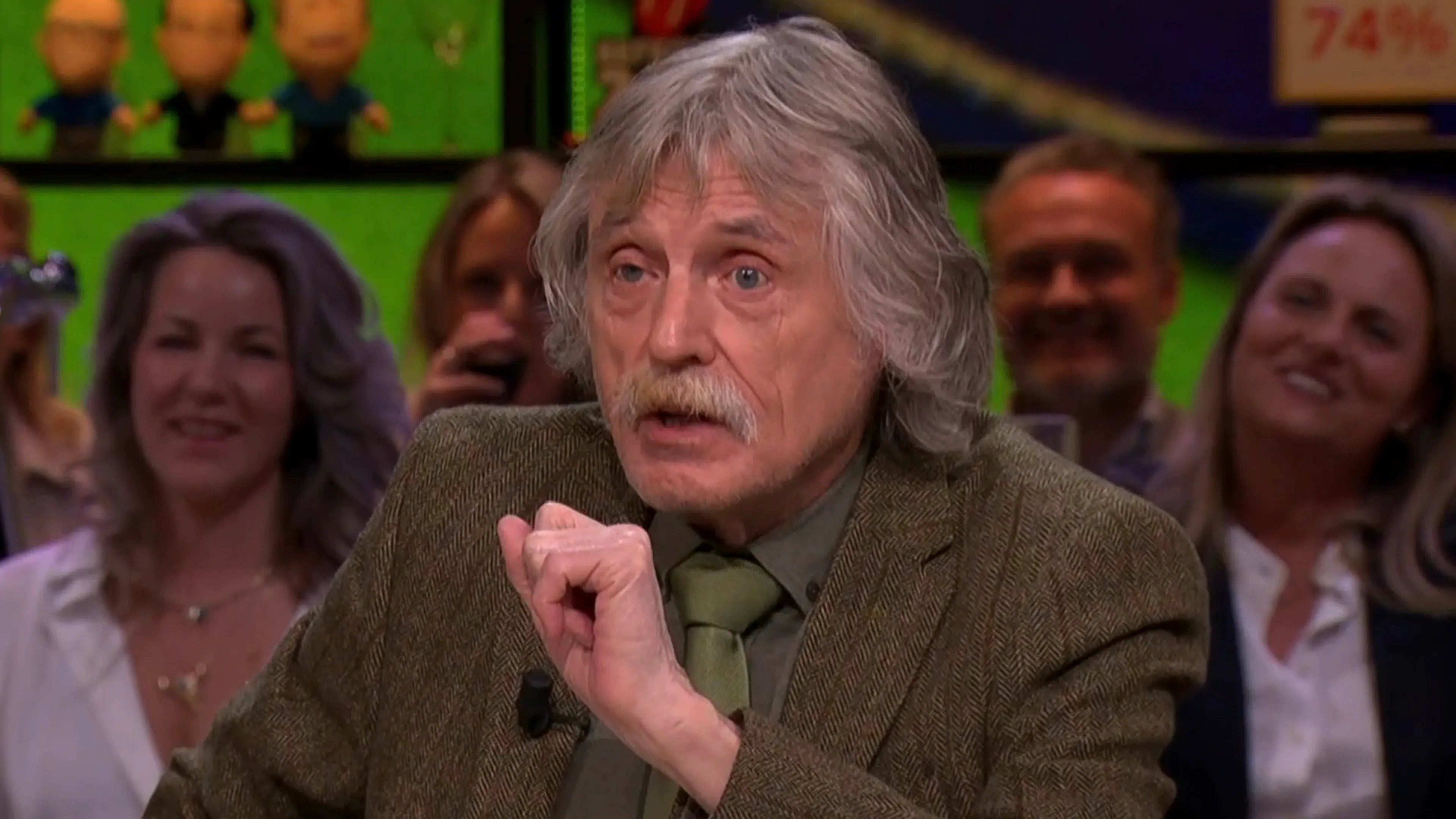Johan Derksen: 'Dit is niet de bedoeling, dit ga ik morgen met John de Mol bespreken!'