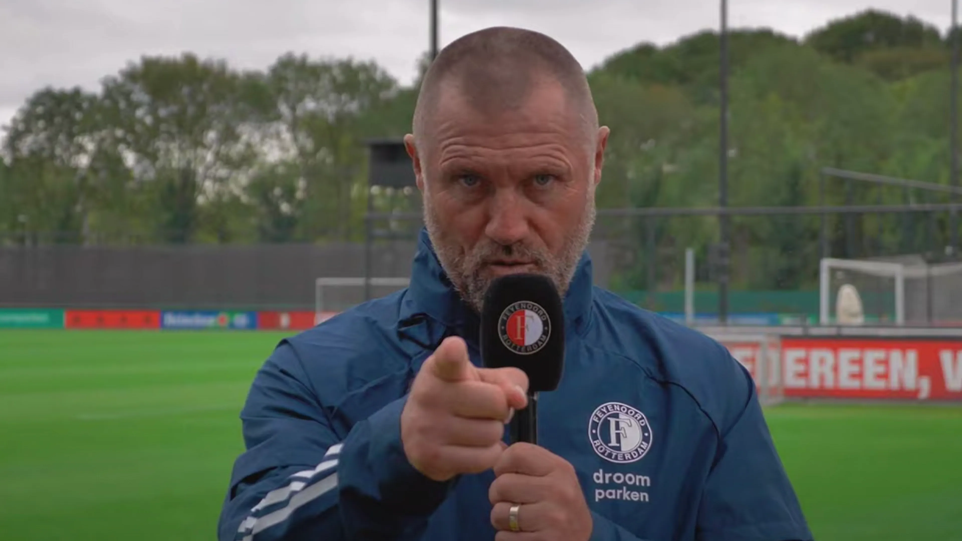 John de Wolf doet oproep aan Feyenoord-supporters: 'Houd je aan de regels!'