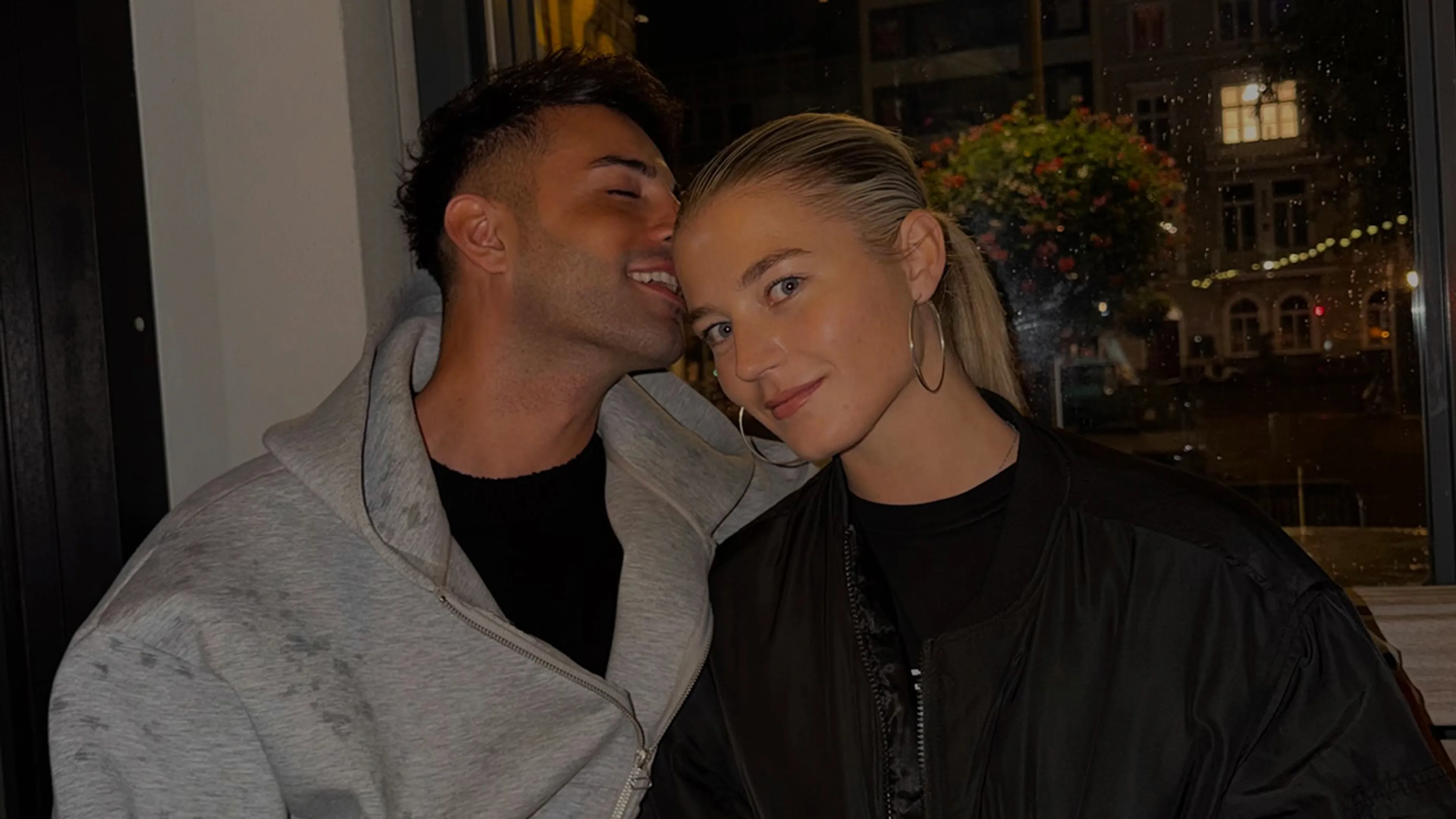 Video: Anouk duikt vlak na breuk met Diederik op met Salar uit De Bondgenoten: 'Move on to the next'