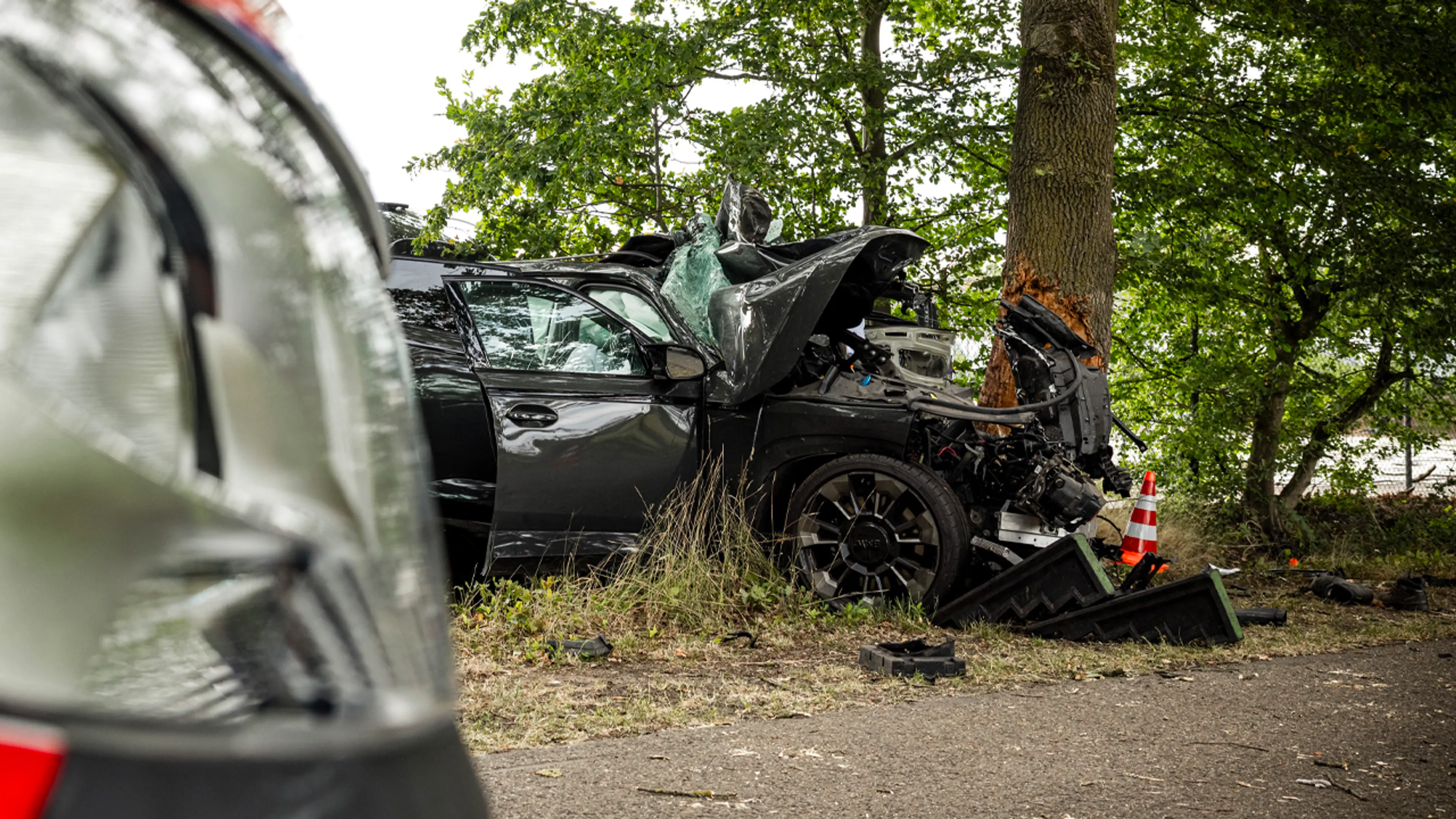 'Boer Zoekt Vrouw-deelnemer John Nouwen omgekomen bij zwaar verkeersongeluk Heibloem'