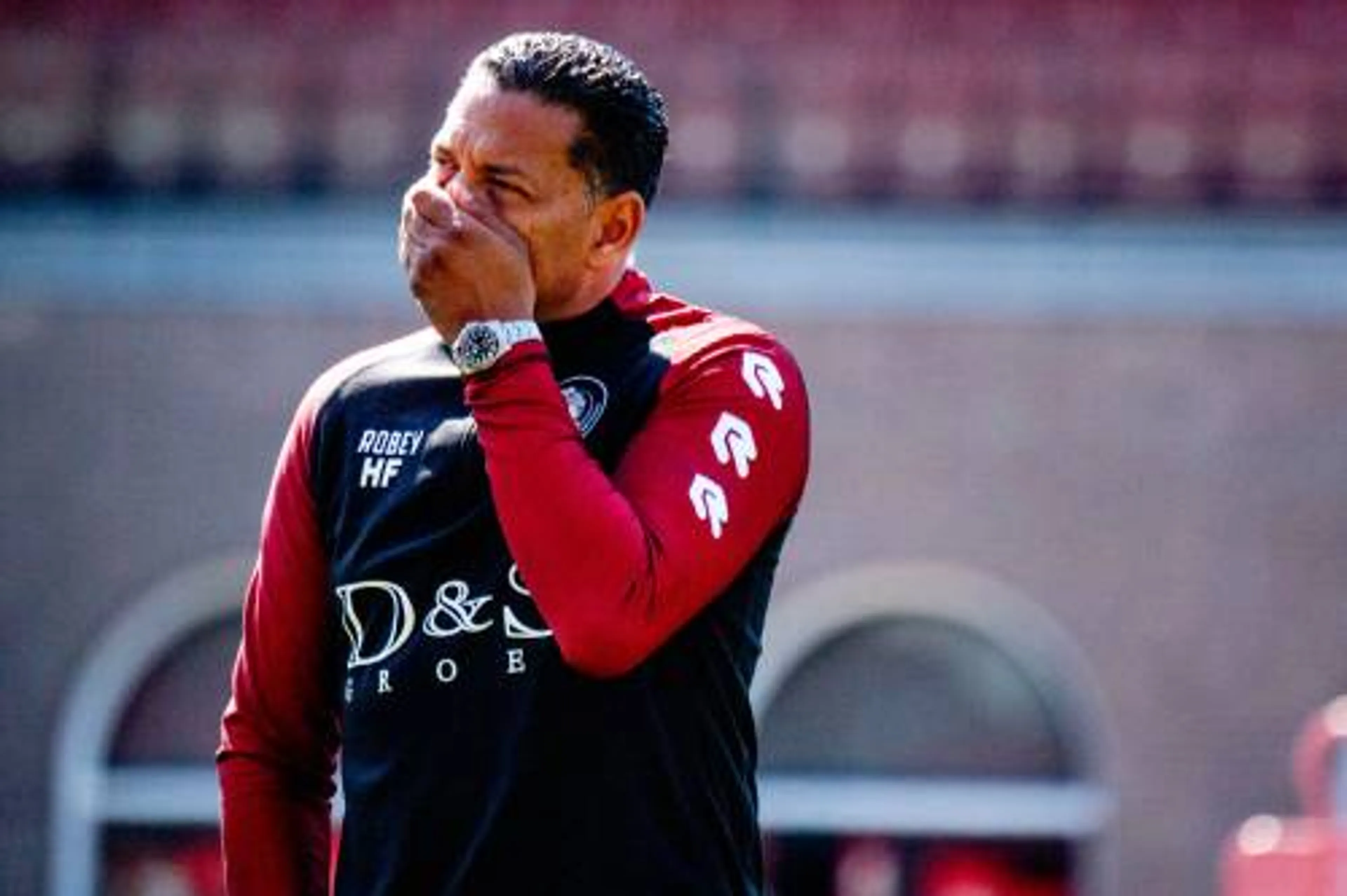 Fraser is even ziek van gelijkspel in De Kuip