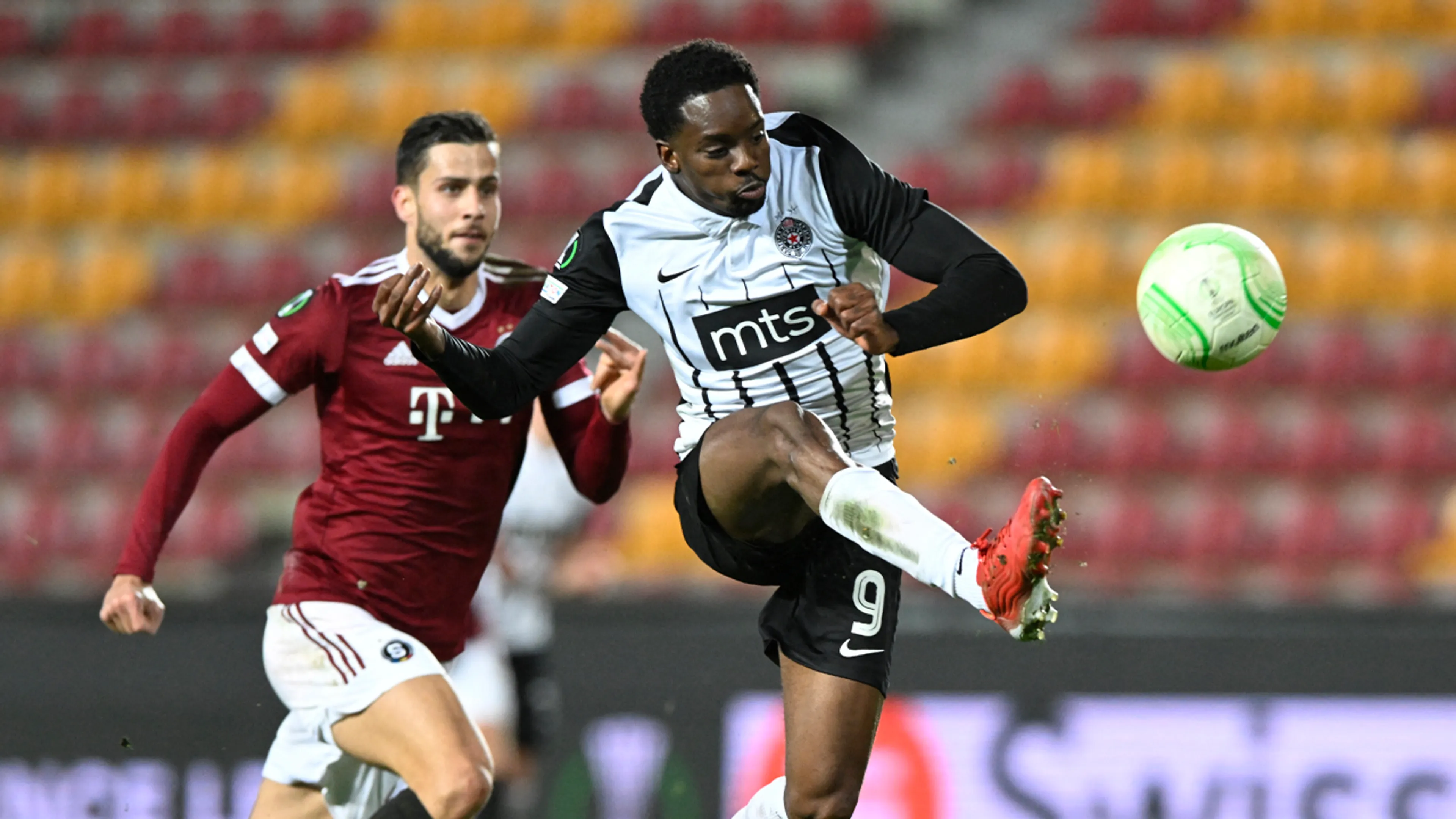 SAMENVATTING: Sparta Praag - Partizan Belgrado (Play-Offs Conference League)