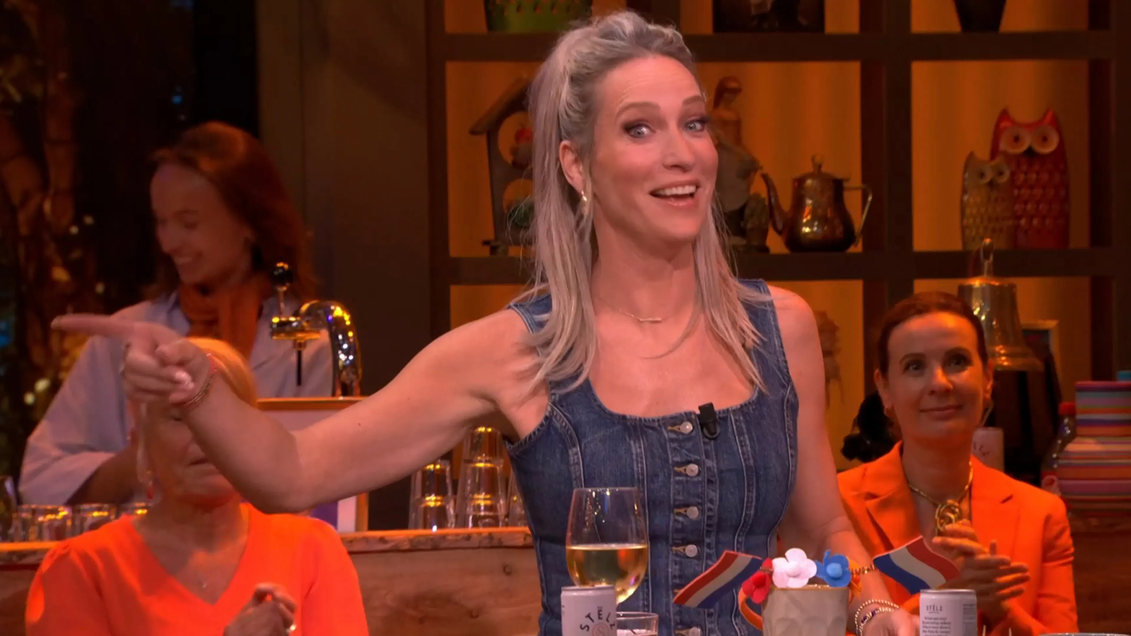 Hélène Hendriks: 'Hij gaat binnenkort zijn debuut maken bij Vandaag Inside!'