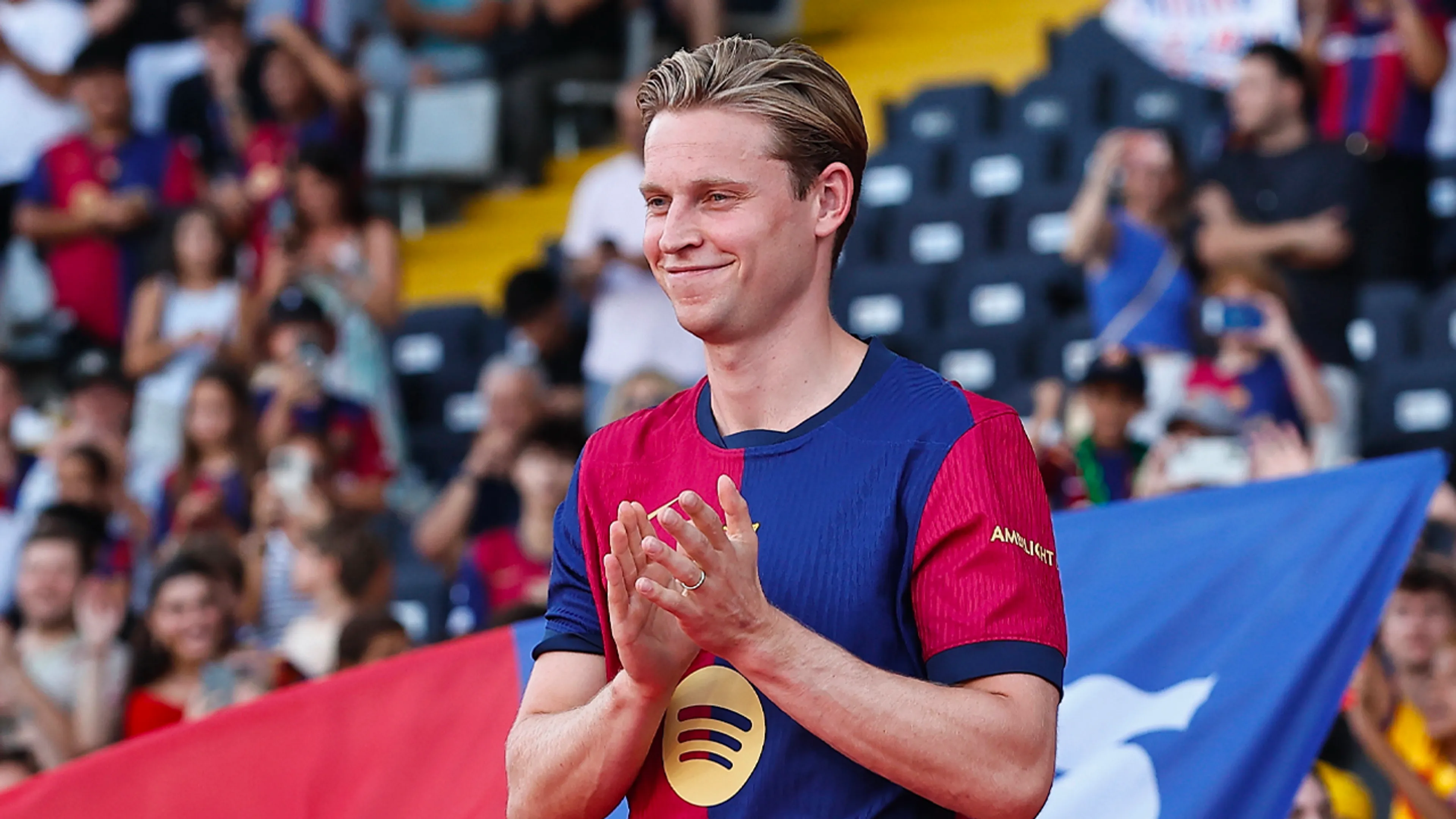 Frenkie de Jong wil contract verlengen bij FC Barcelona: 'Ik wil graag blijven'