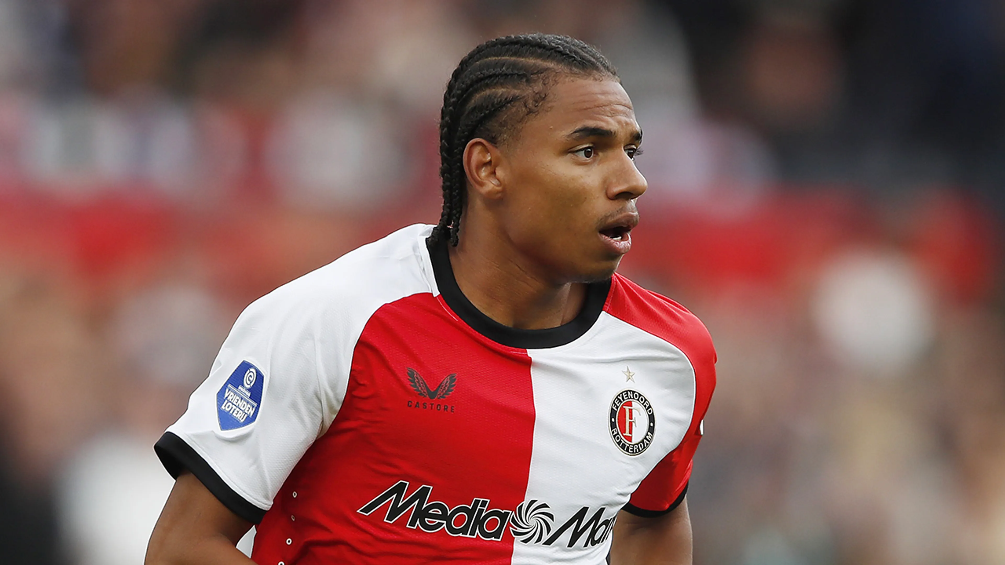 Calvin Stengs vertrekt niet naar MLS en blijft Feyenoord trouw: 'Ik wil daar blijven'