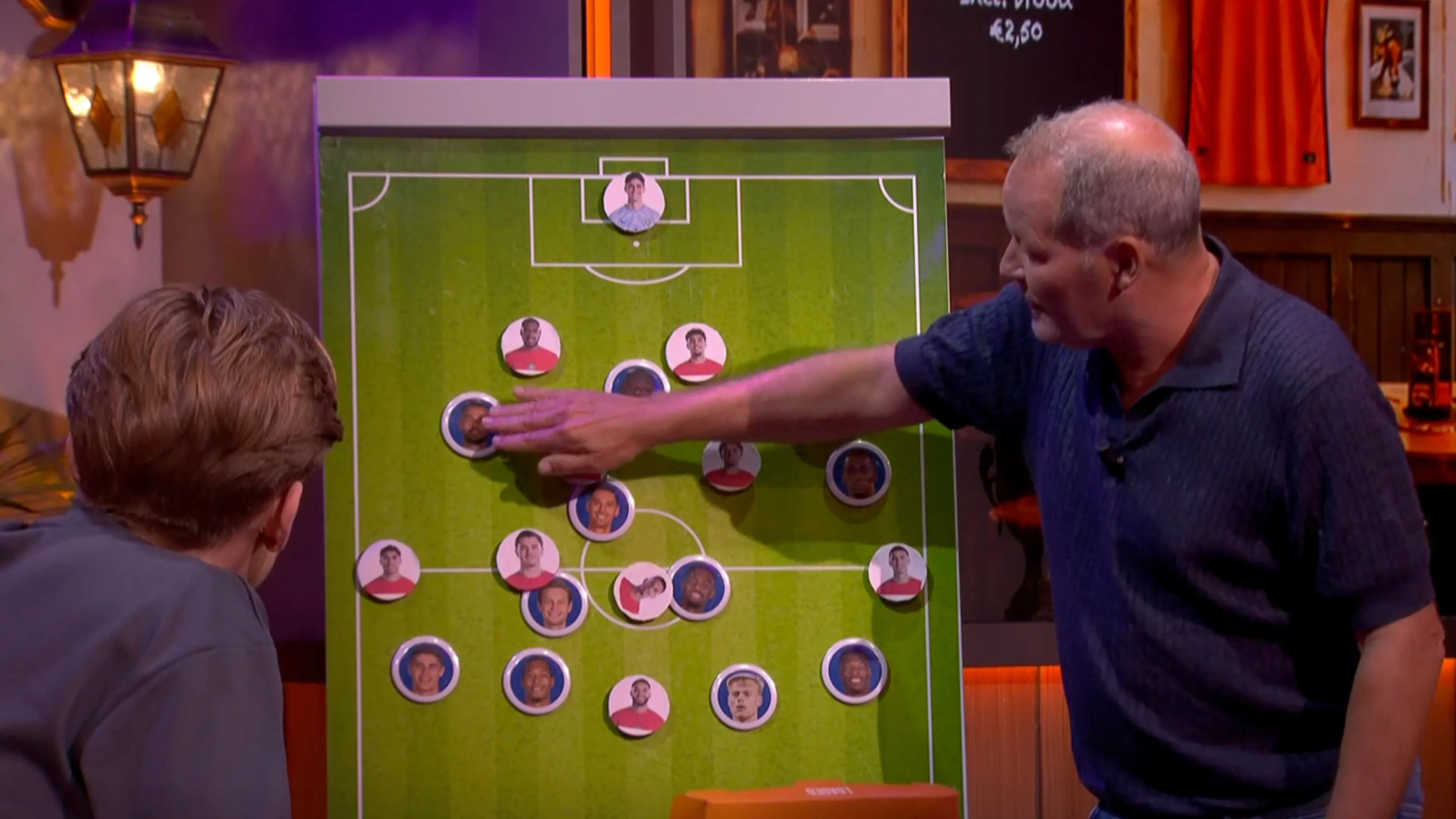 Danny Blind legt uit: hoe moet Oranje het tactisch gezien aanpakken tegen Marokko?
