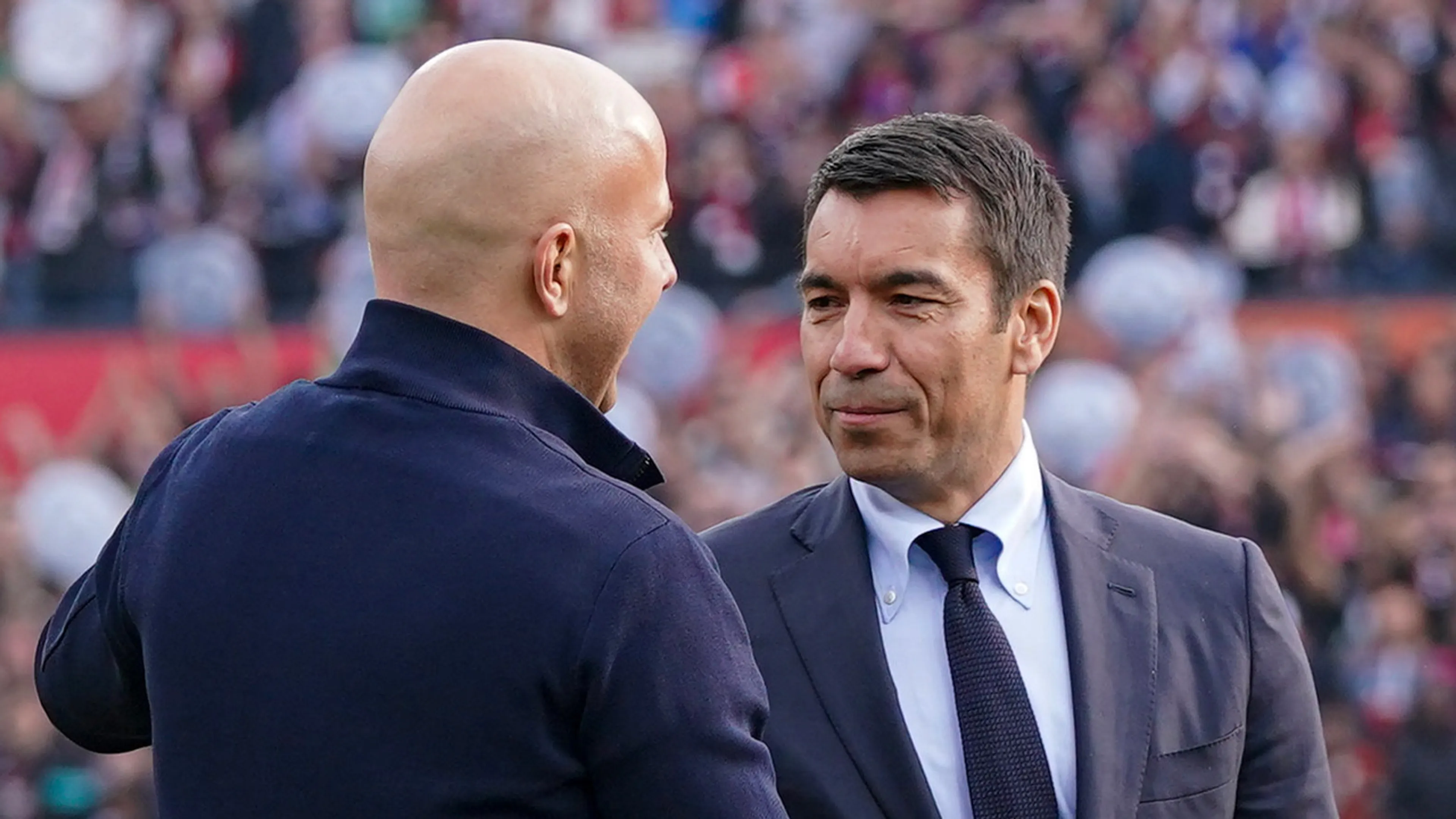 Officieel: Giovanni van Bronckhorst assistent van Arne Slot bij Liverpool