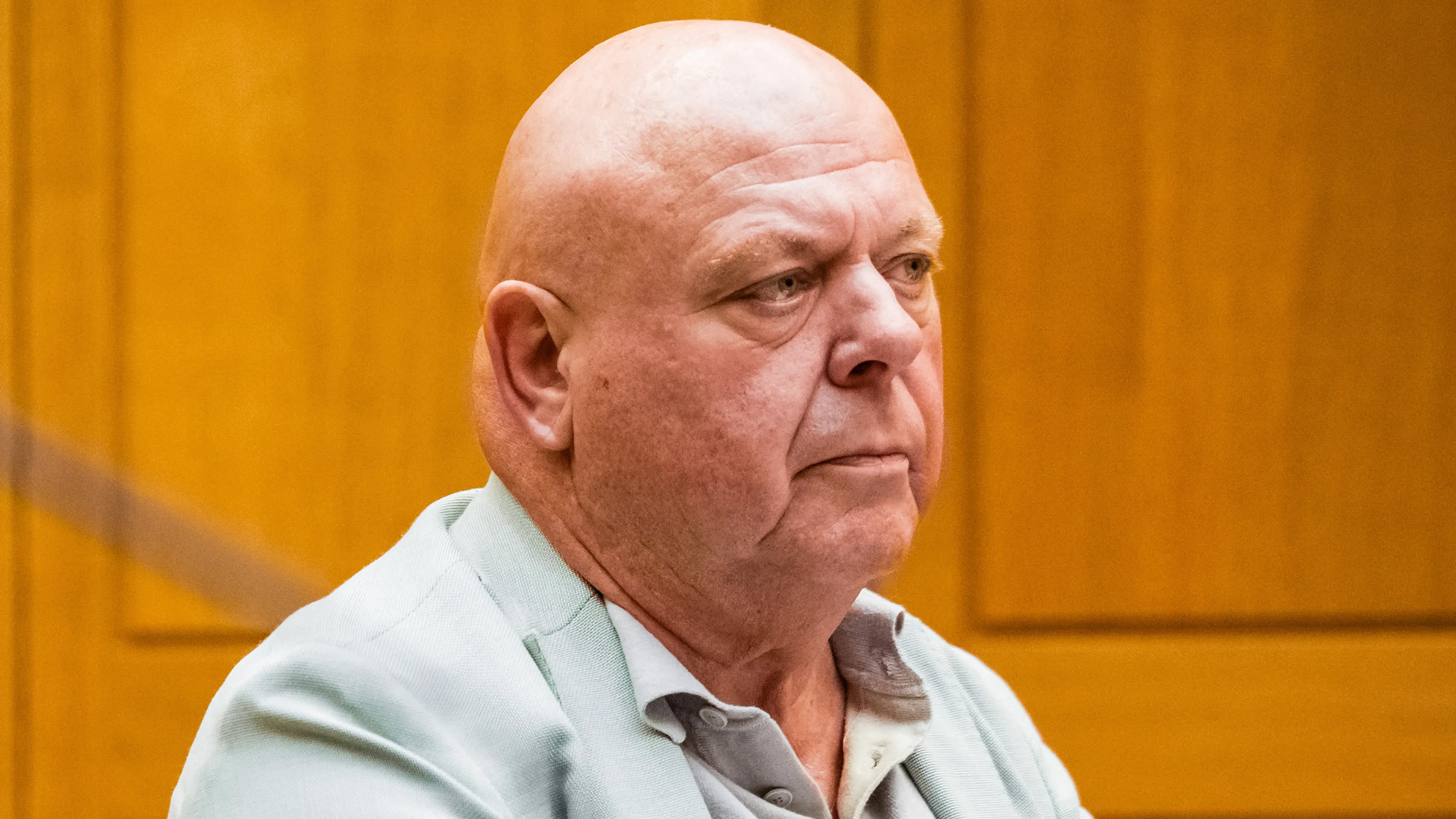 Peter Gillis verliest kortgeding, vakantieparken worden toch geveild