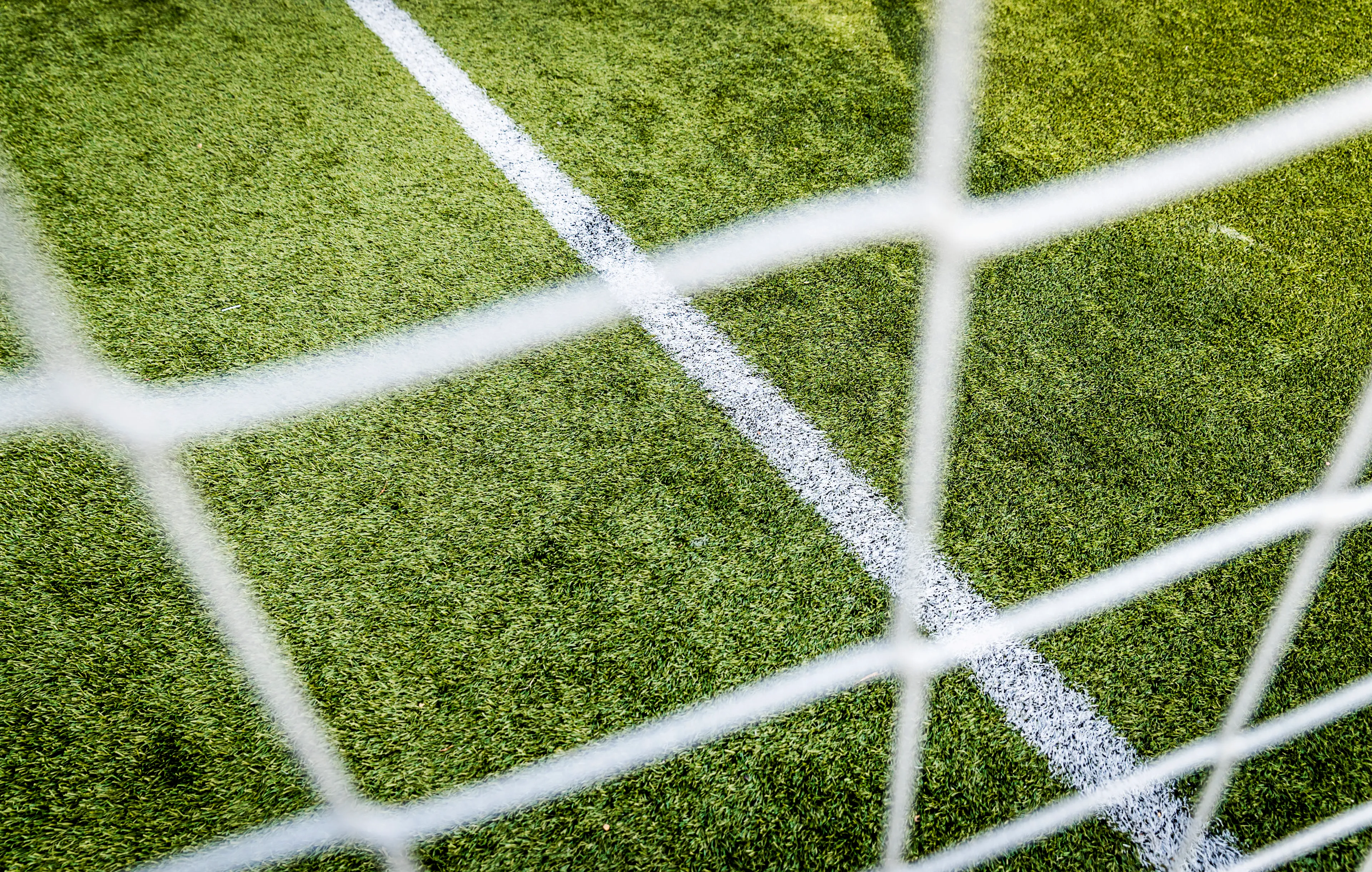 Trainer geeft thuistenue de schuld van slechte resultaten en wordt geschorst