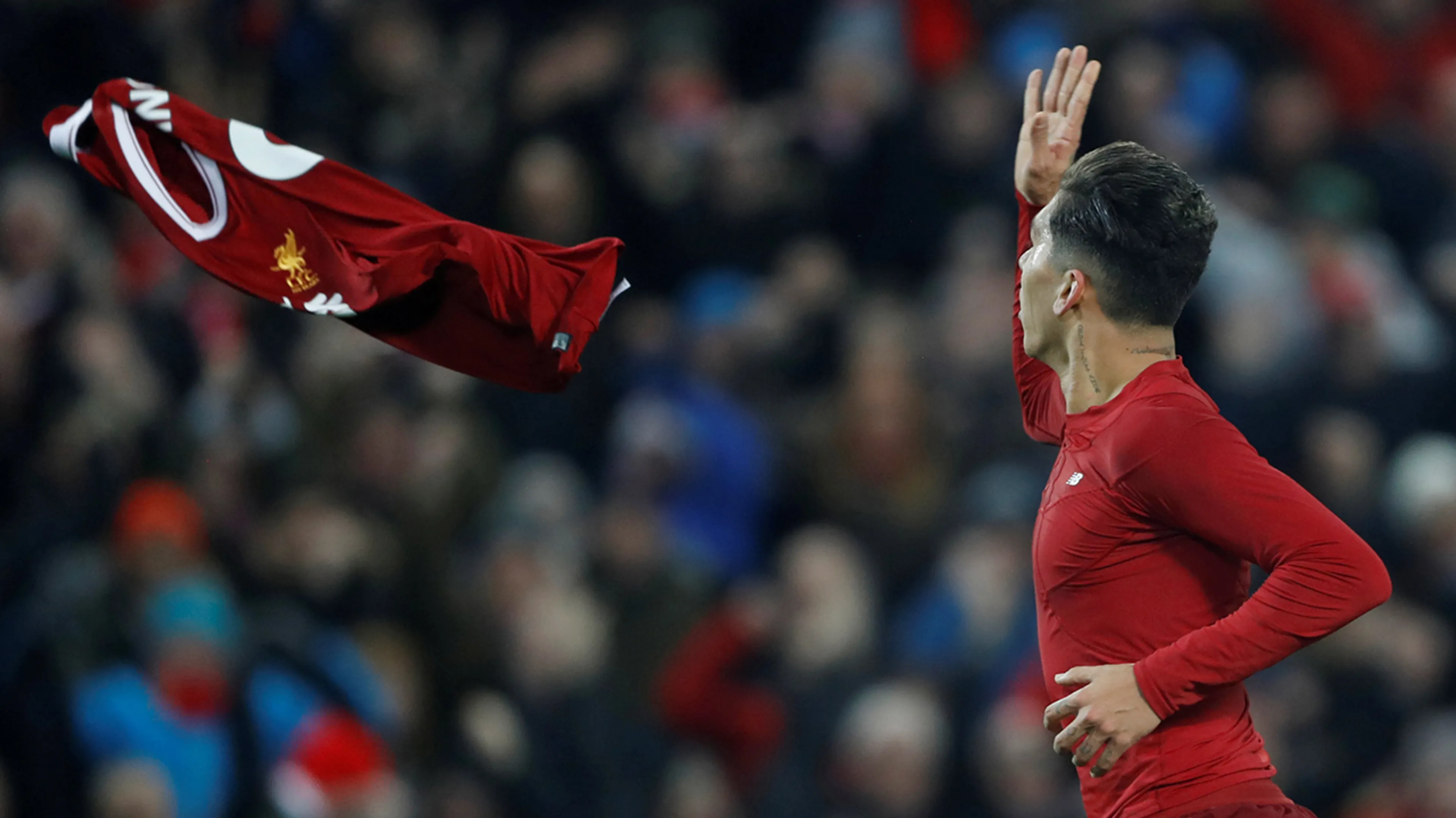 Shirtsponsor sleept Liverpool voor de rechter