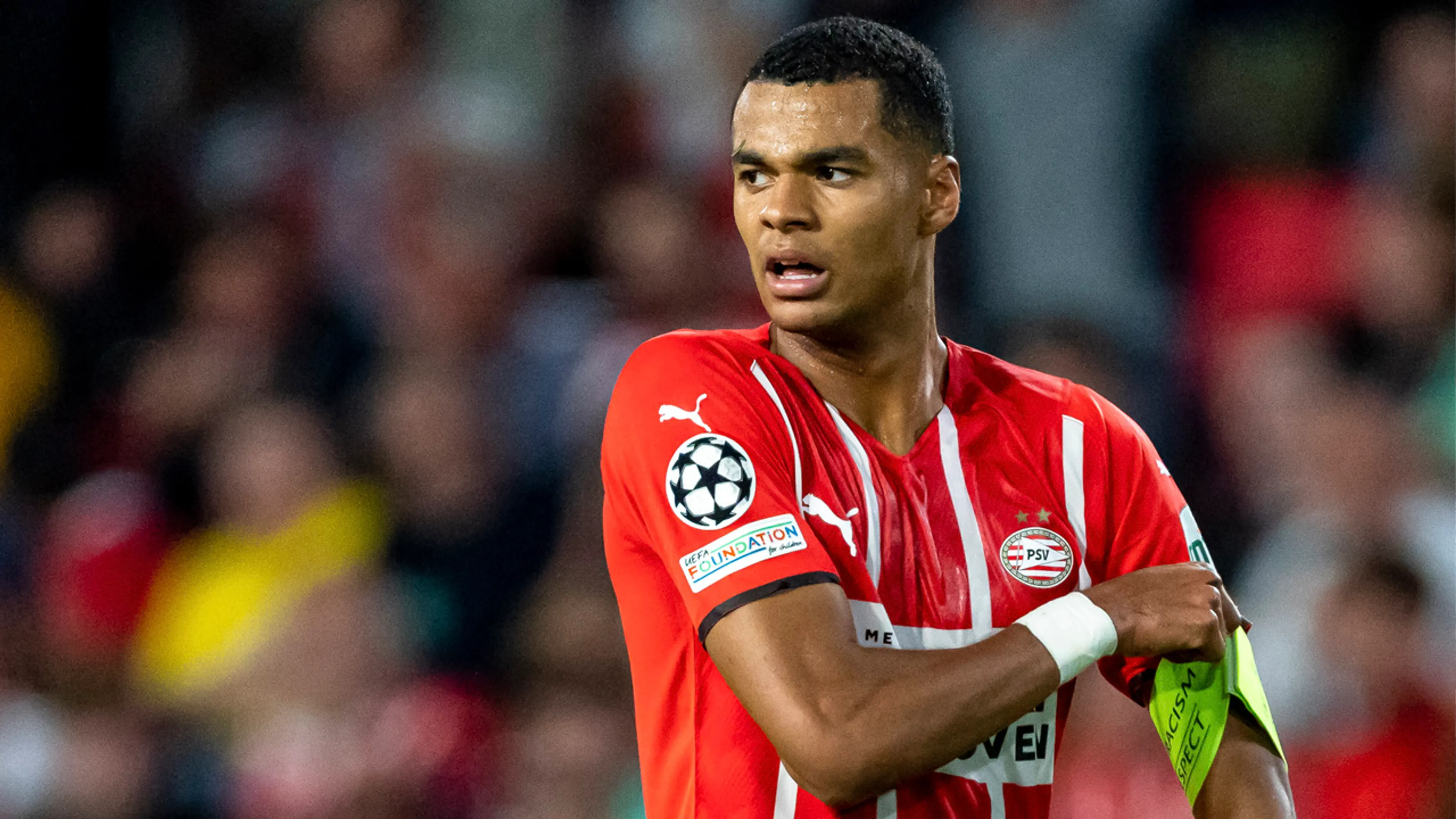 ‘Gakpo kan prachtige transfer naar Premier League-top maken’