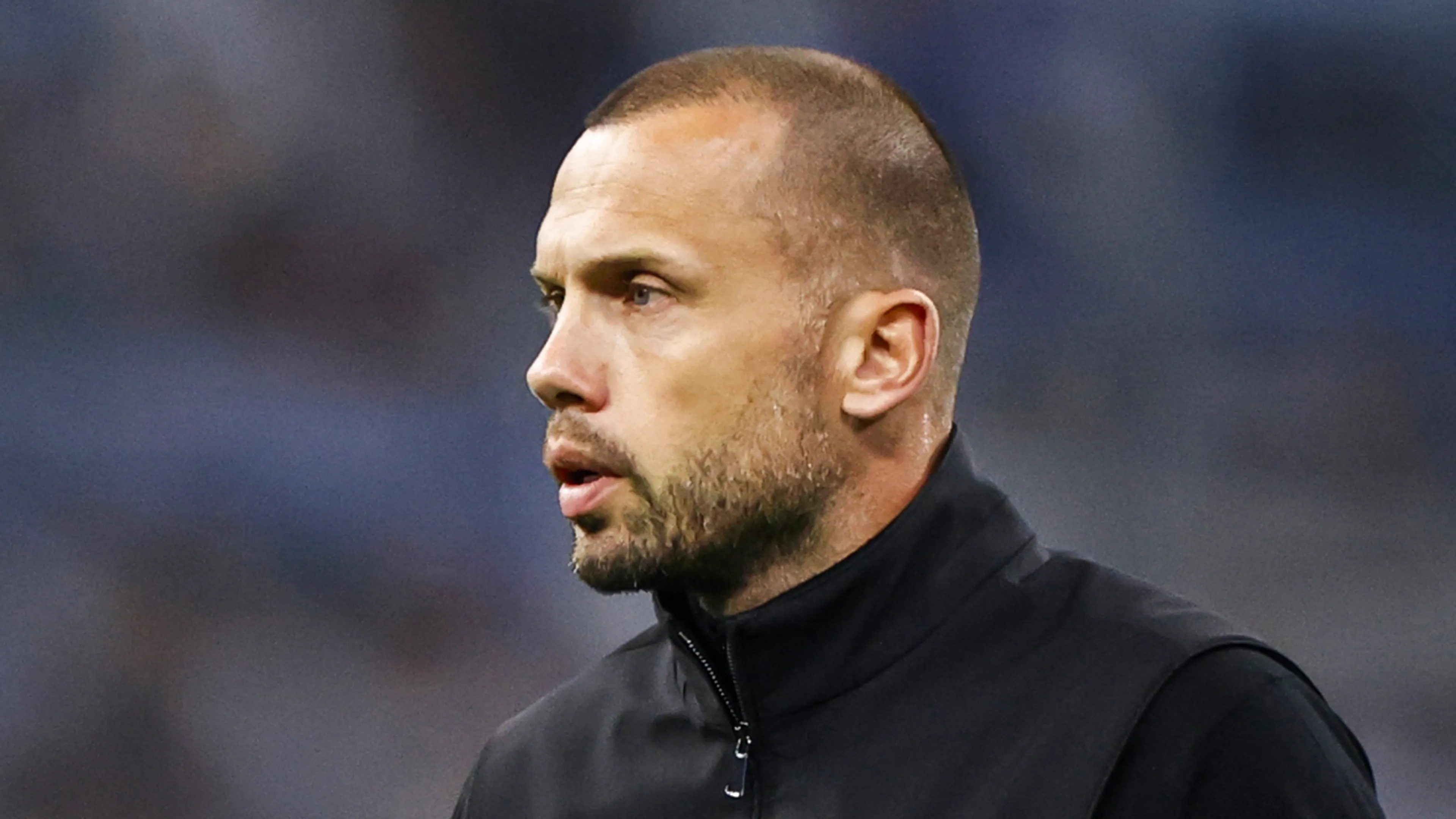'John Heitinga vertrekt na een maand alweer bij Tottenham Hotspur'