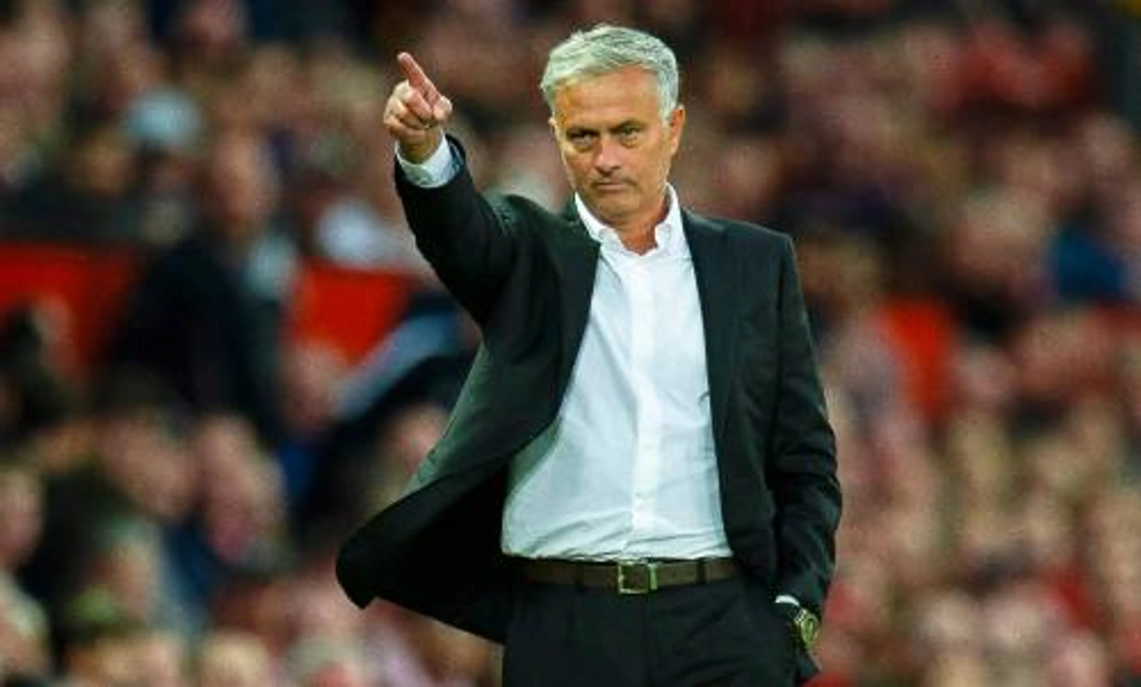 Zwijgzame Mourinho heeft weer wat te kiezen
