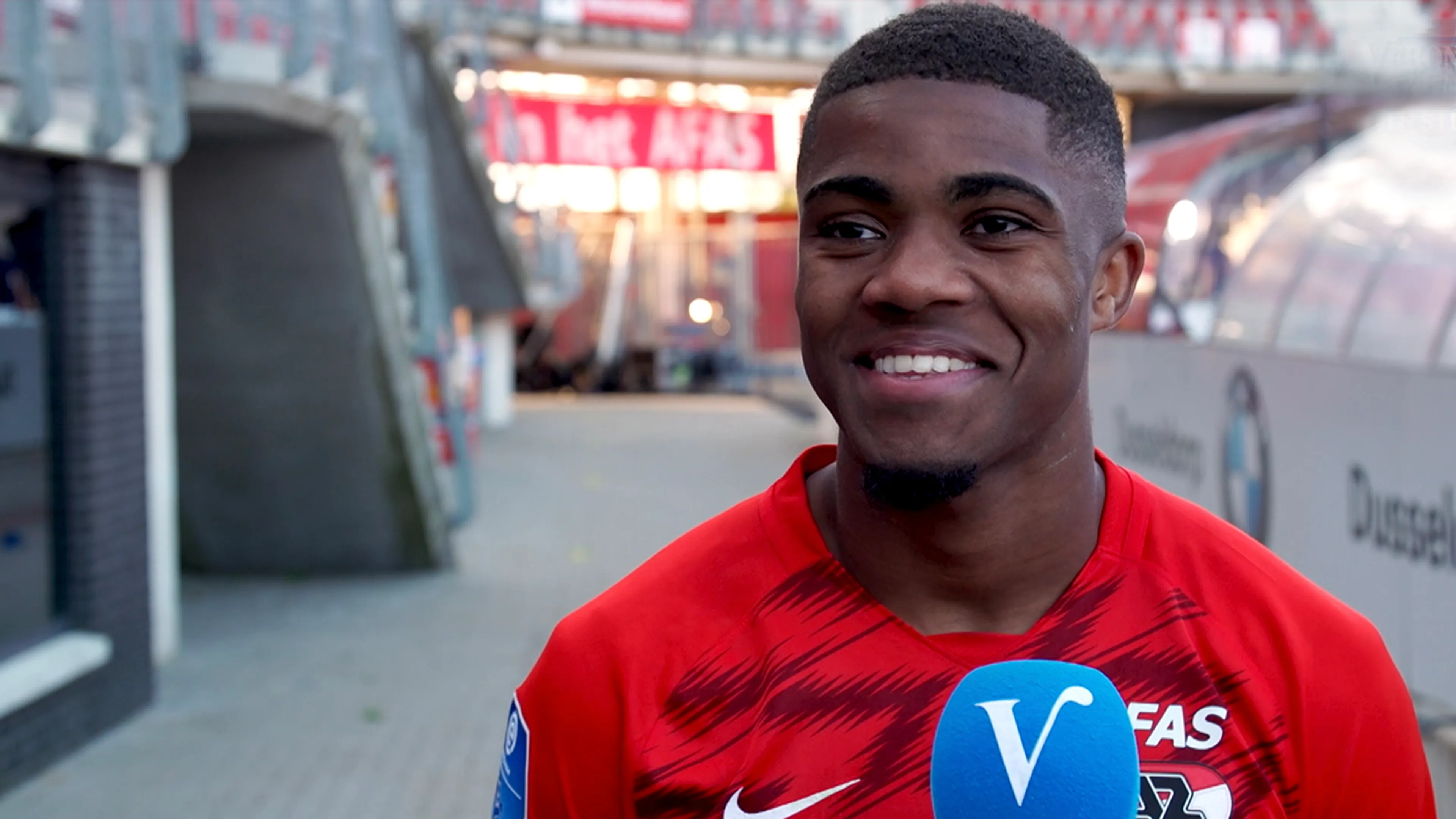 Boadu geeft bal na drie doelpunten aan zijn vader