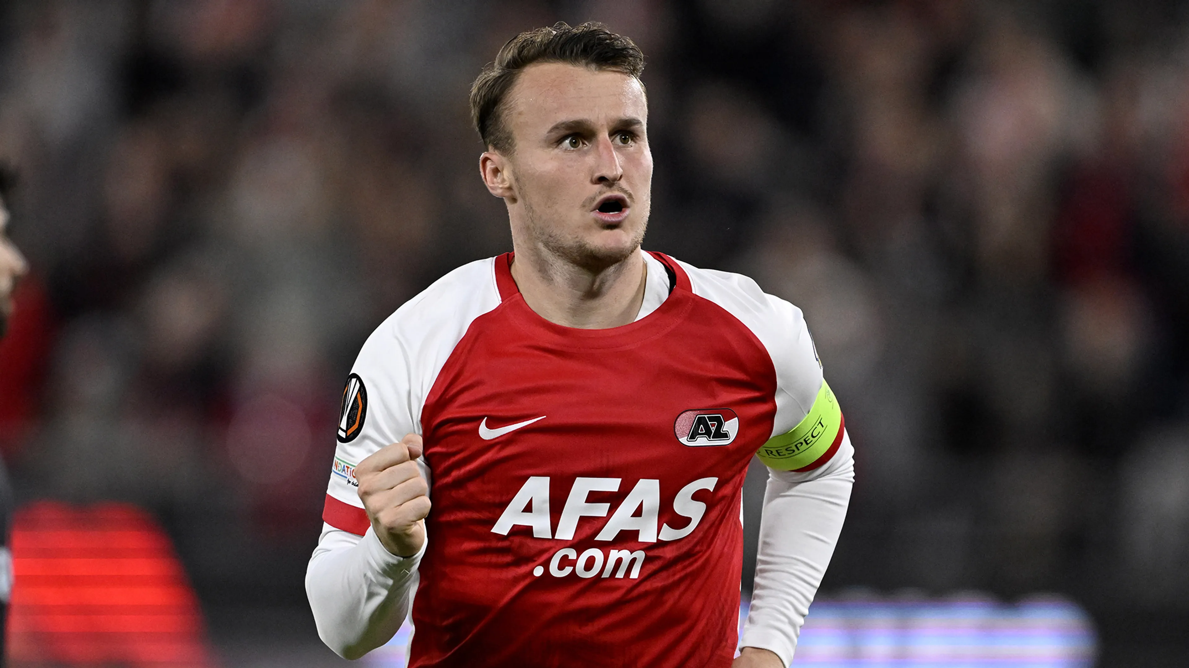 Koopmeiners en Meerdink bezorgen AZ eerste overwinning in de Europa League