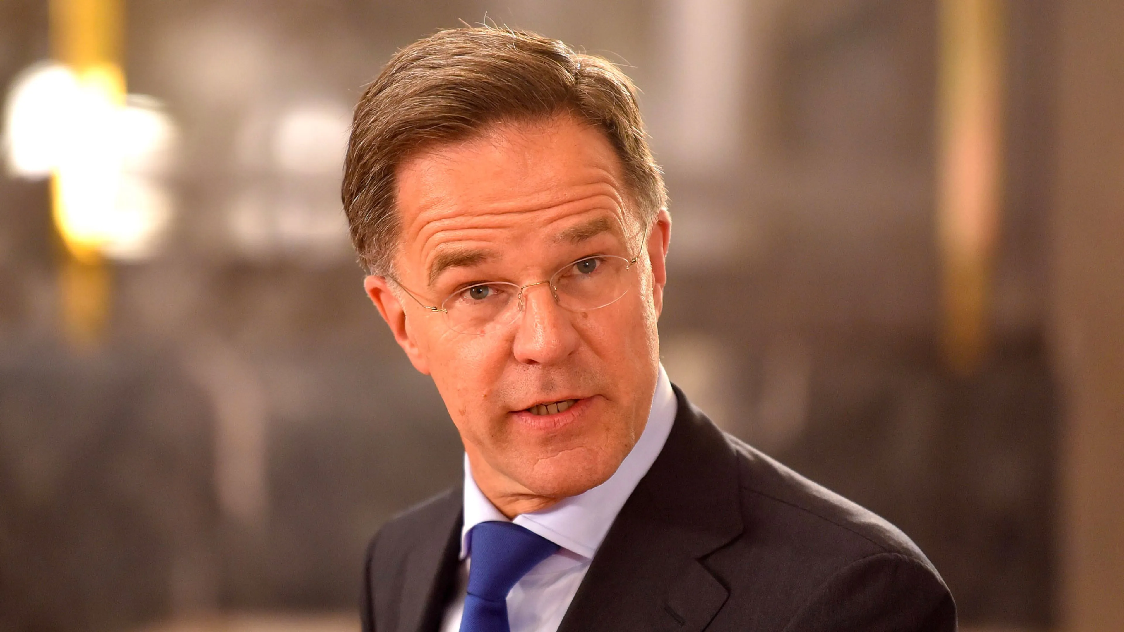 Mark Rutte en Dick Schoof worden volgende week verhoord door coronacommissie