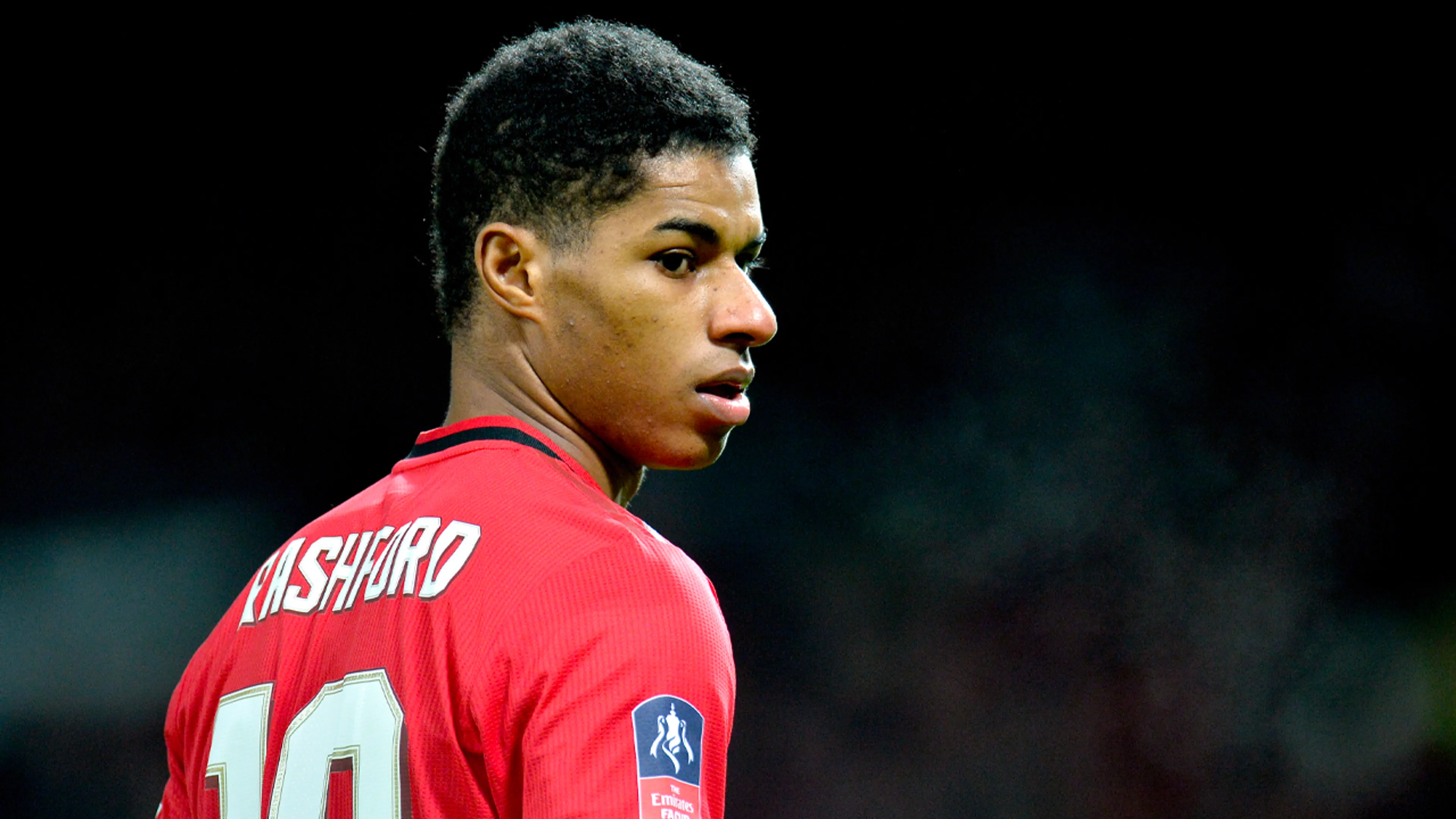 Rashford krijgt onderscheiding voor inzet tijdens coronacrisis