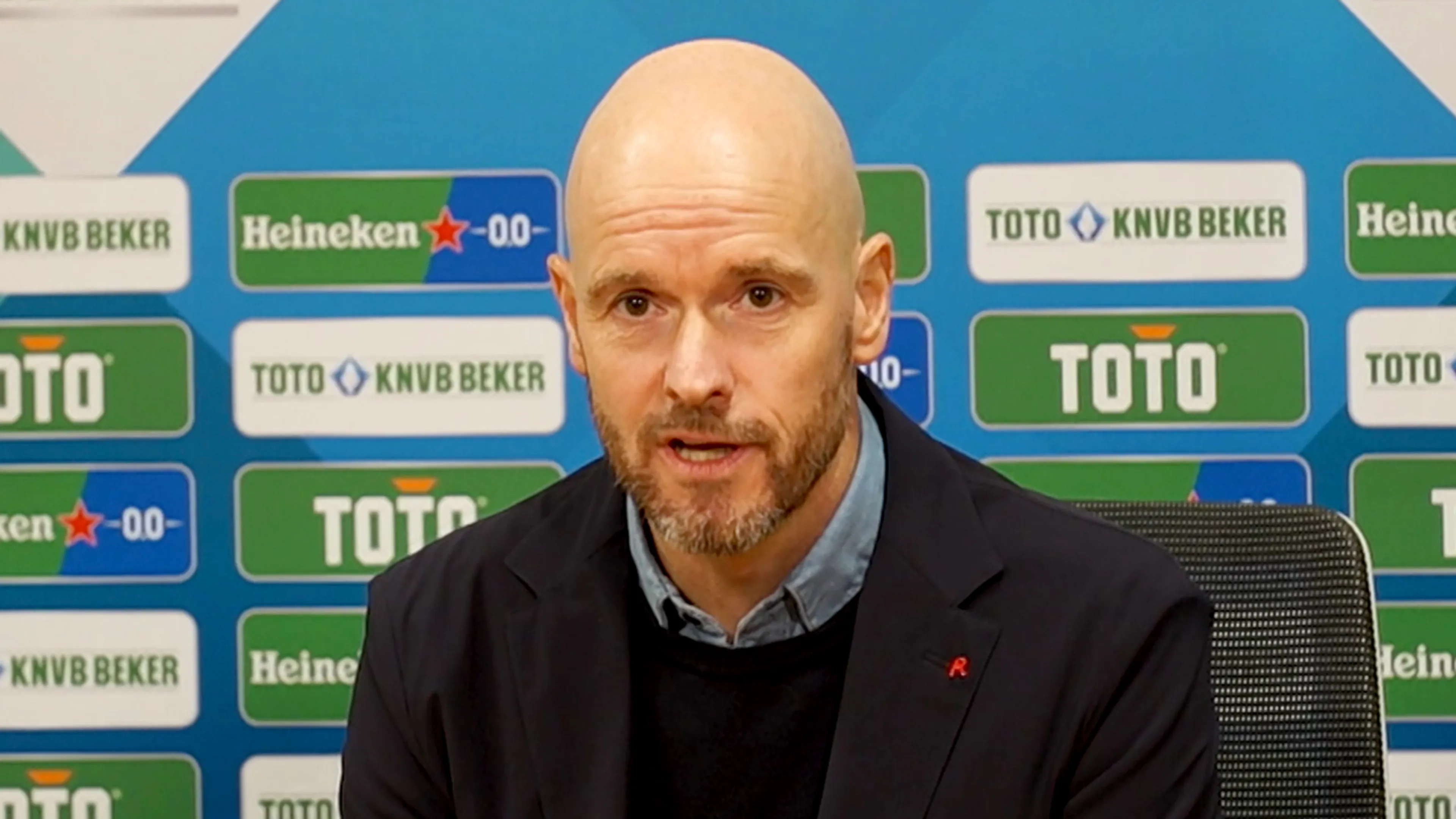Ten Hag: 'Uitstekende eerste helft, heel matige tweede helft'