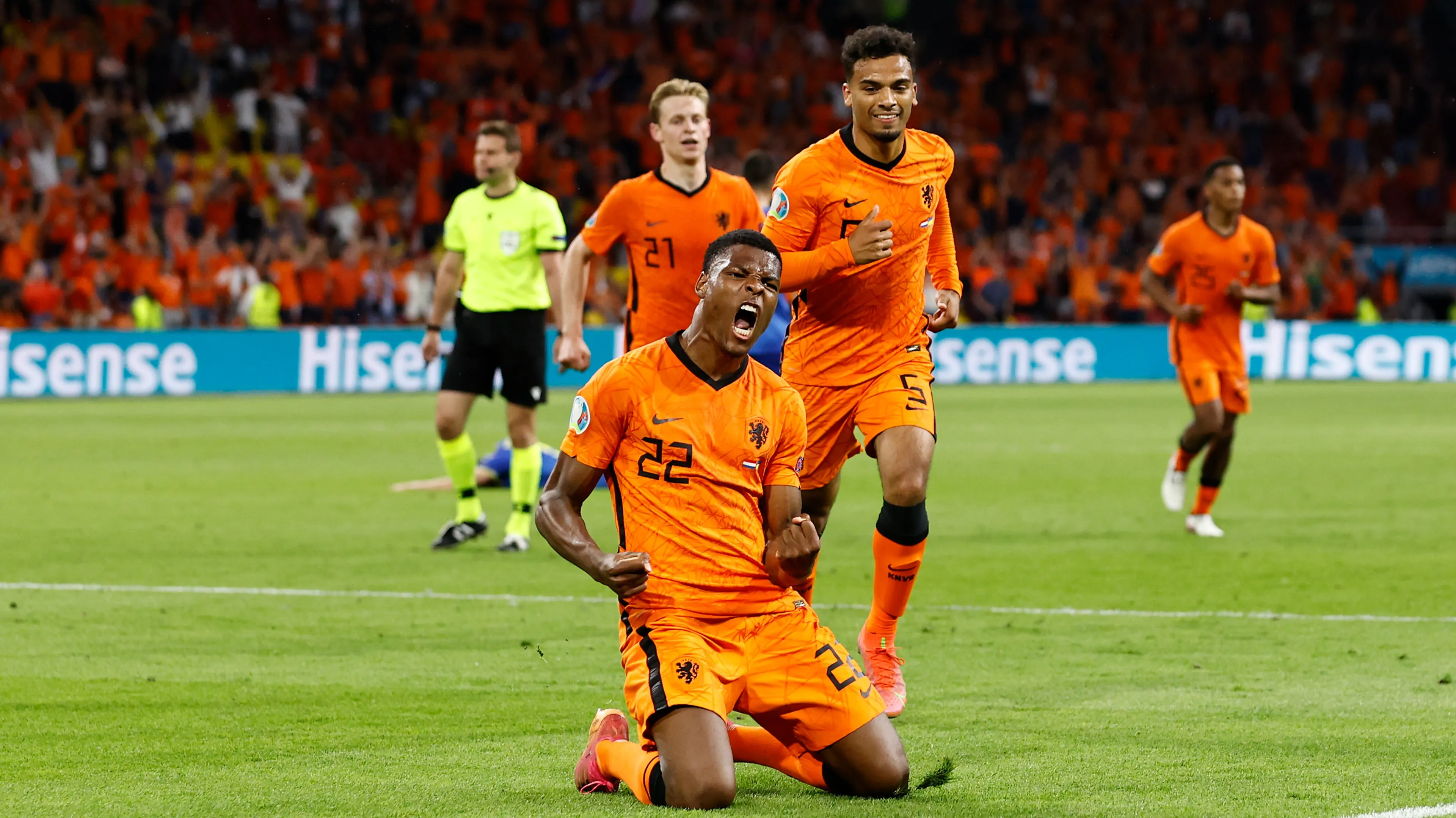 Buitenlandse media lovend over Oranje: 'Nederland laat de koning juichen'