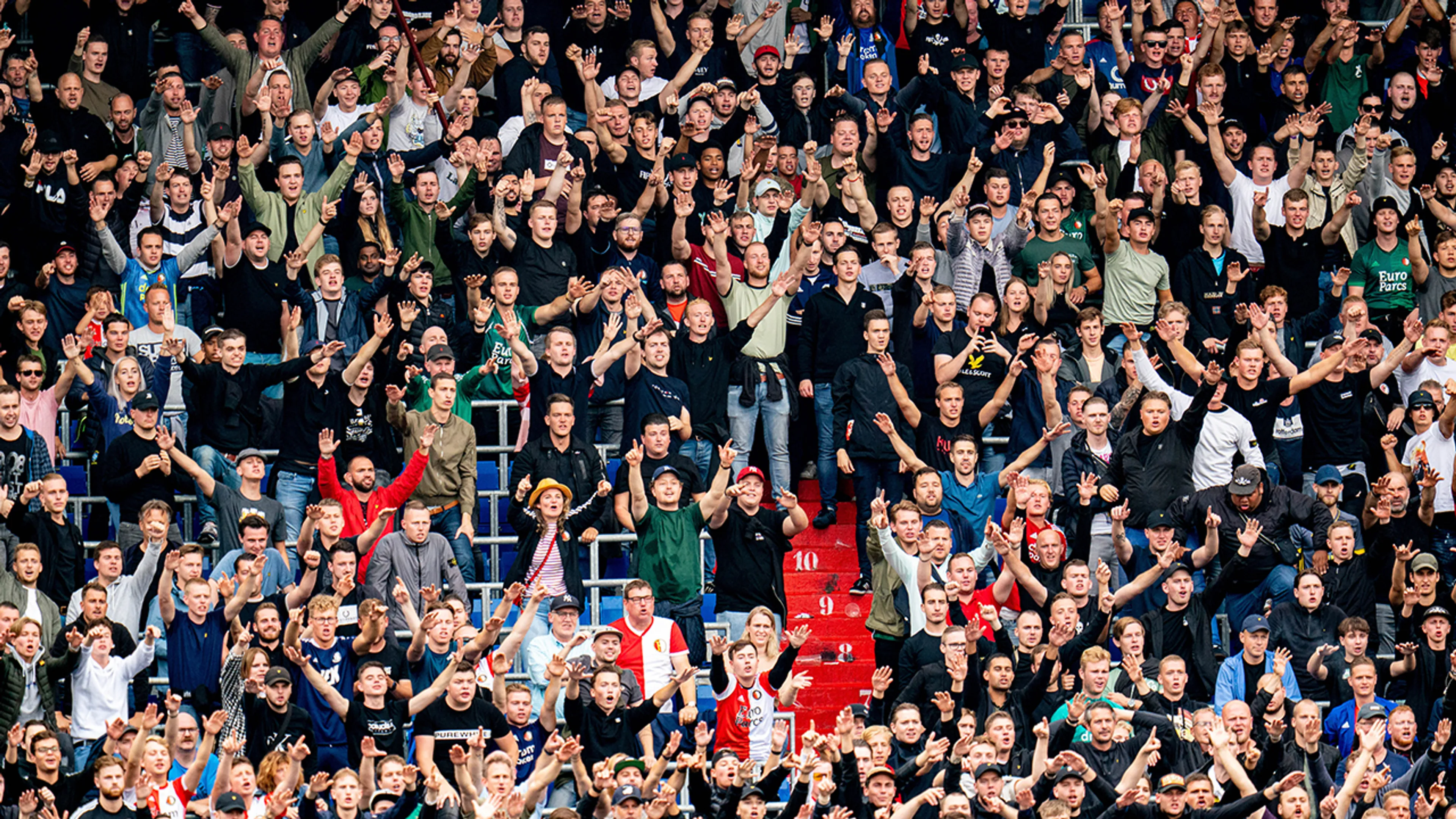 'Dagje uit' in de Eredivisie: bij Feyenoord ben je het meeste geld kwijt, Cambuur het goedkoopst