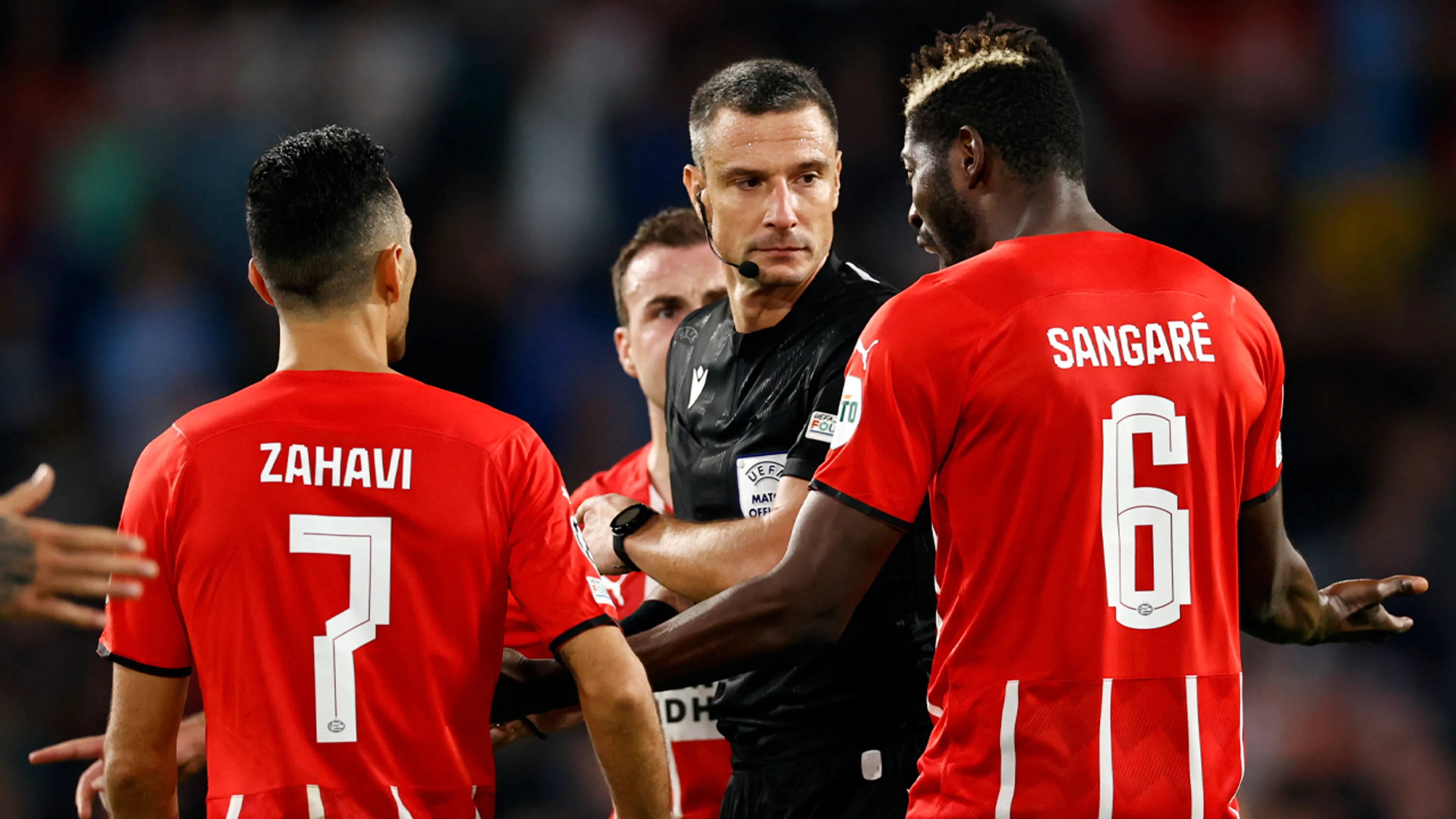 Zuivere speeltijd PSV-Benfica berekend: 'Dat klinkt bijzonder laag, maar dat is het niet'