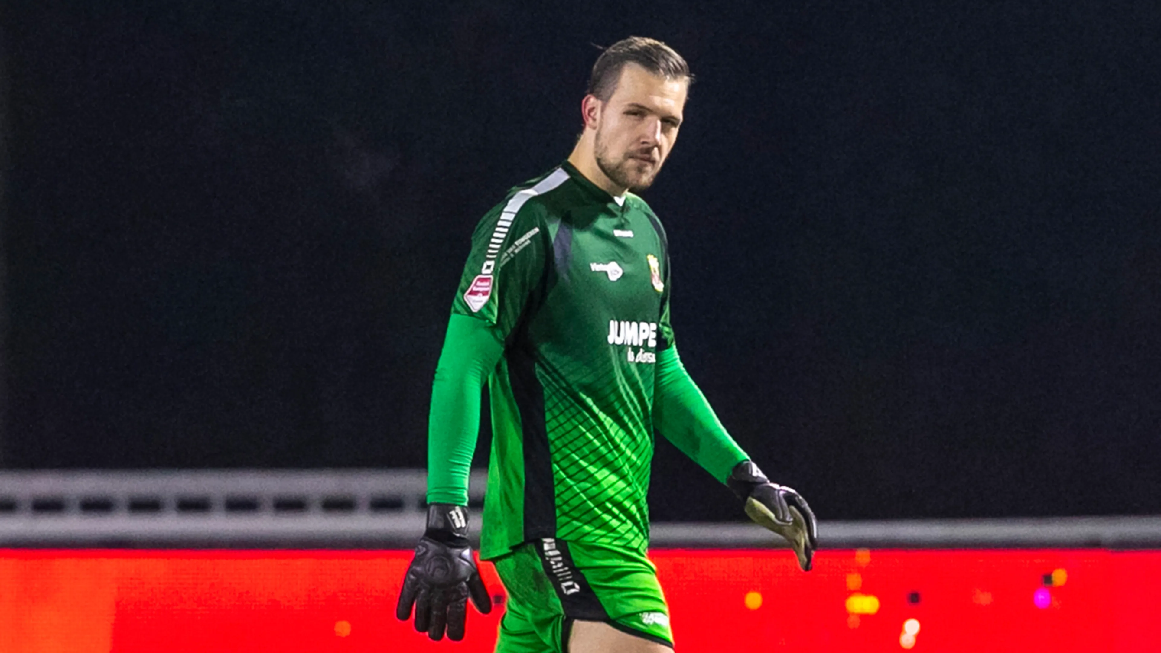 Go Ahead Eagles in diepe rouw om overlijden zoontje doelman Michaelis