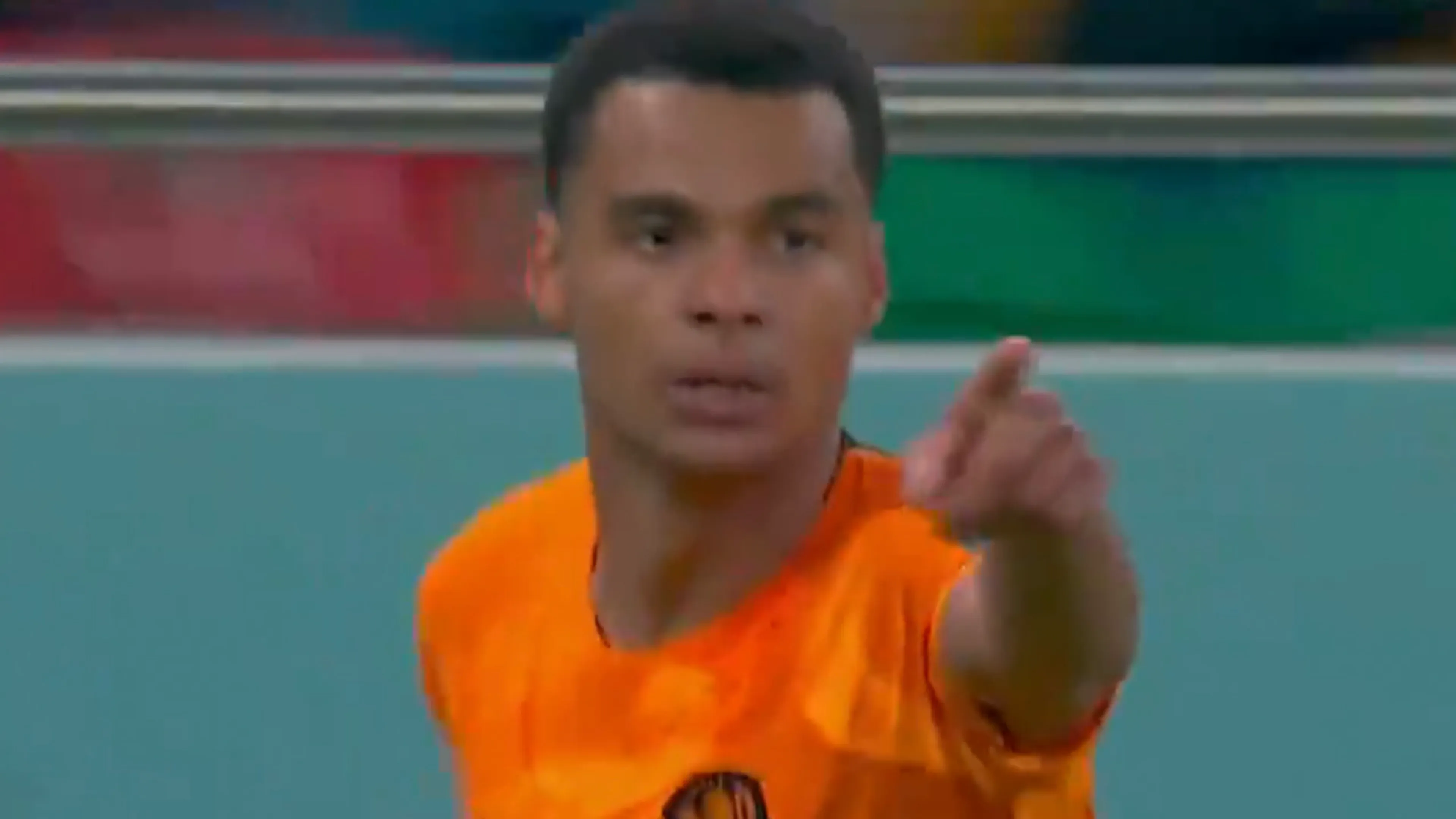 Videogoal: Cody Gakpo kopt Oranje op voorsprong tegen Senegal!