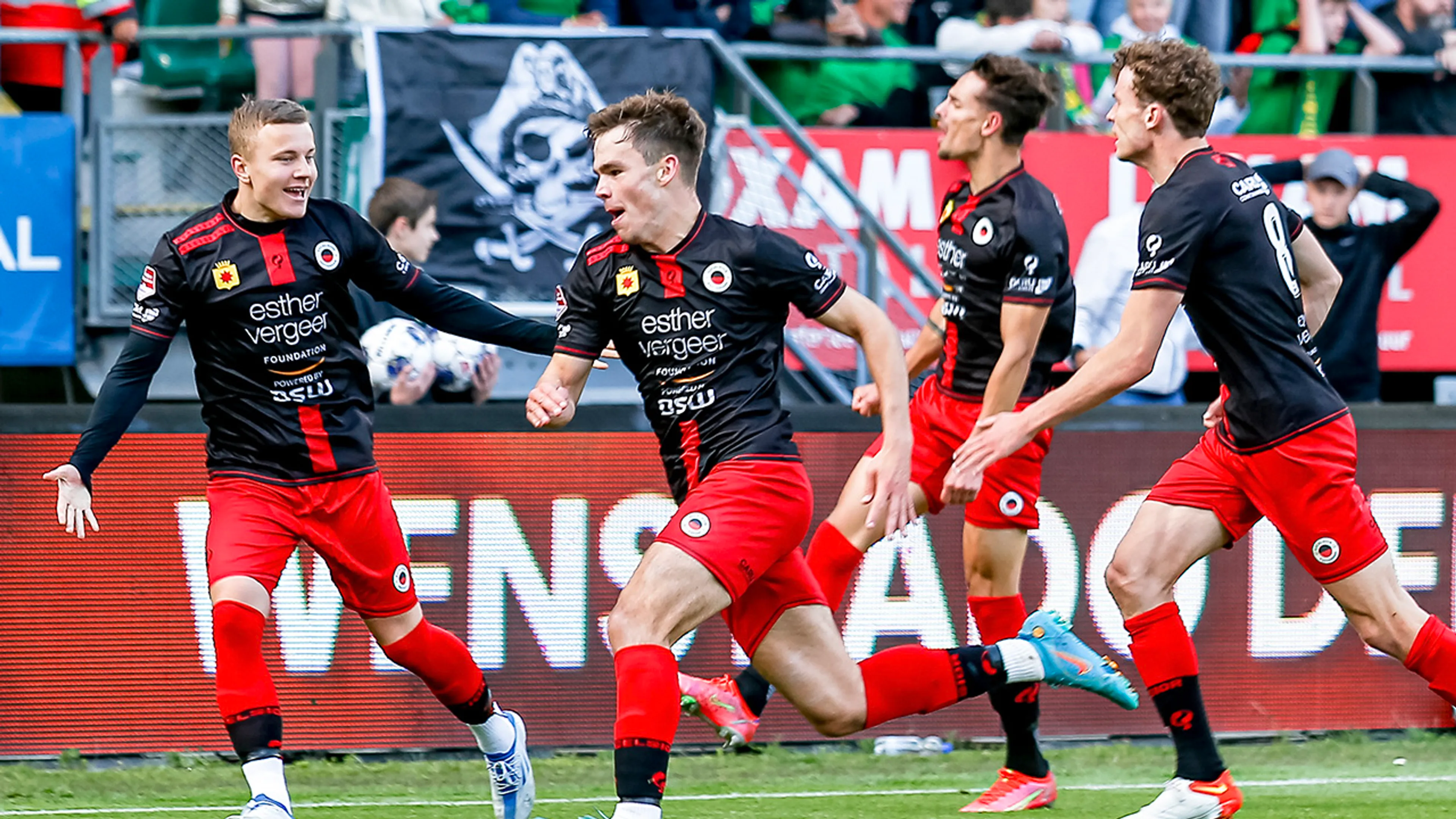 Bizar: Excelsior dwingt verlenging af na 3-0 achterstand tegen ADO Den Haag