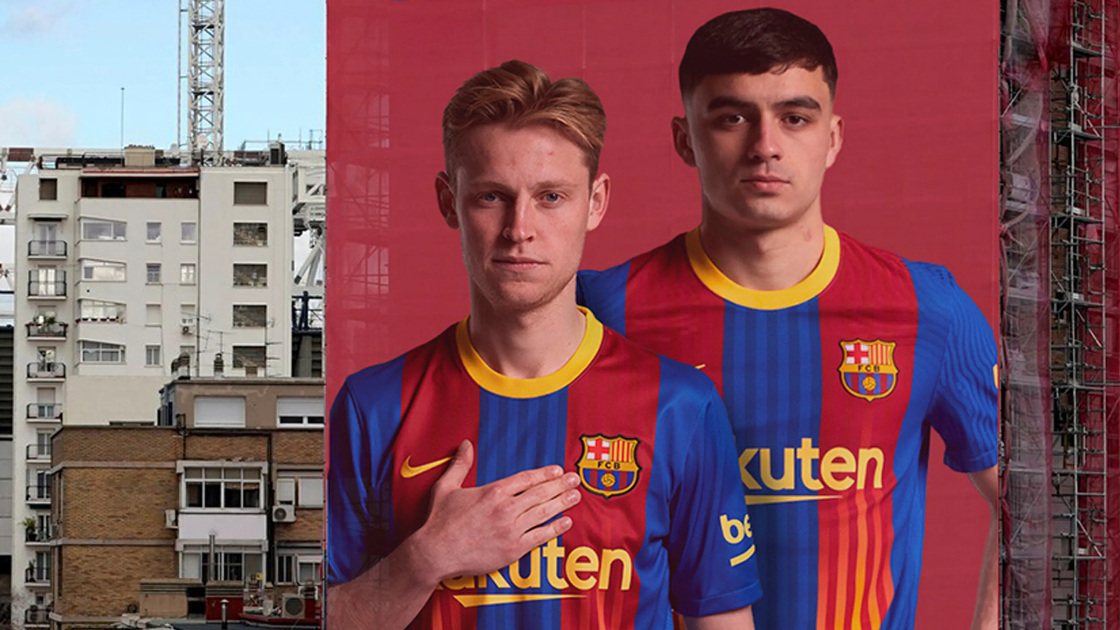 Barcelona zet Real op scherp met levensgrote De Jong in Madrid