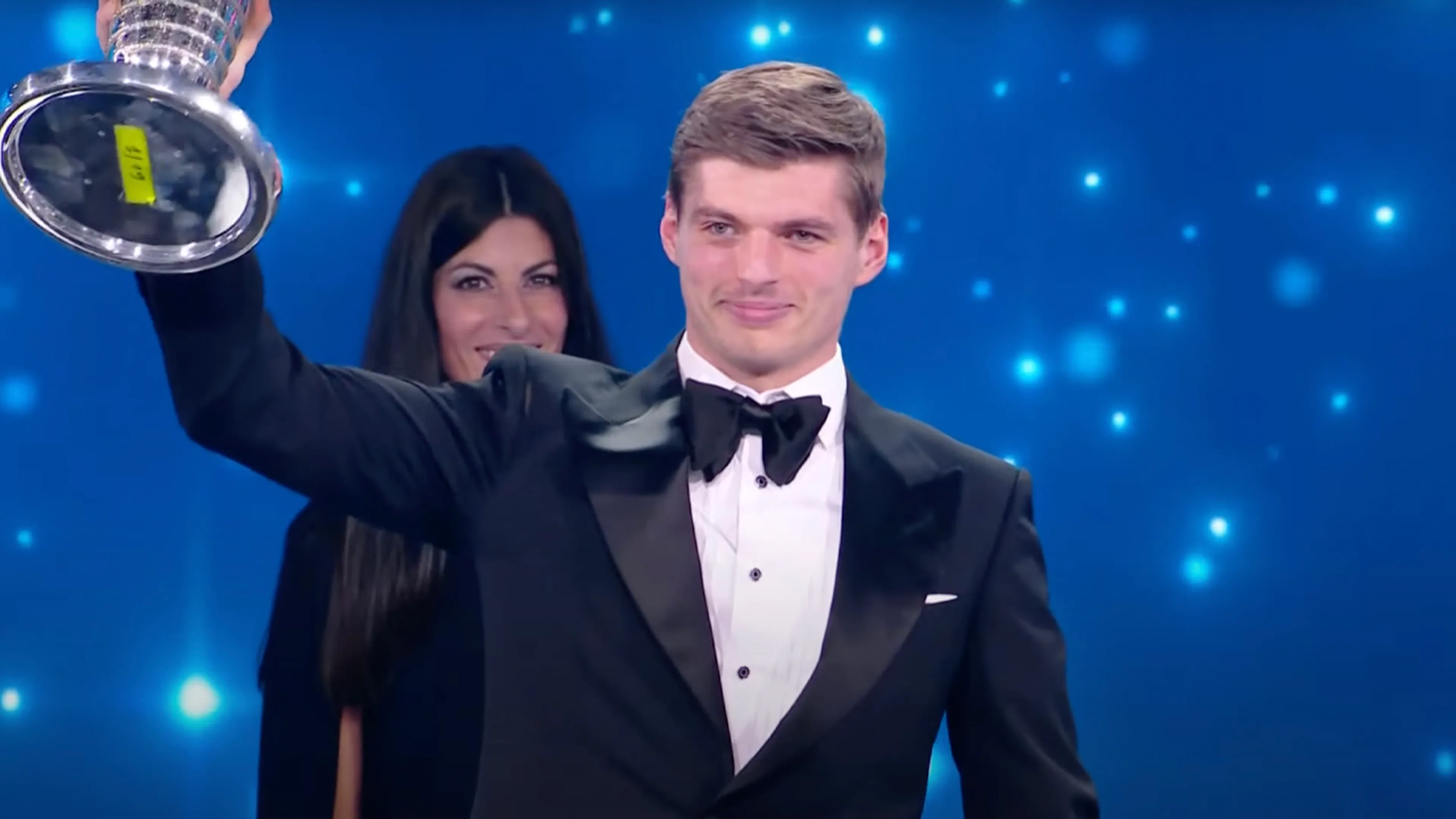 Verstappen wint ook verkiezing van Formule 1 onder teambazen