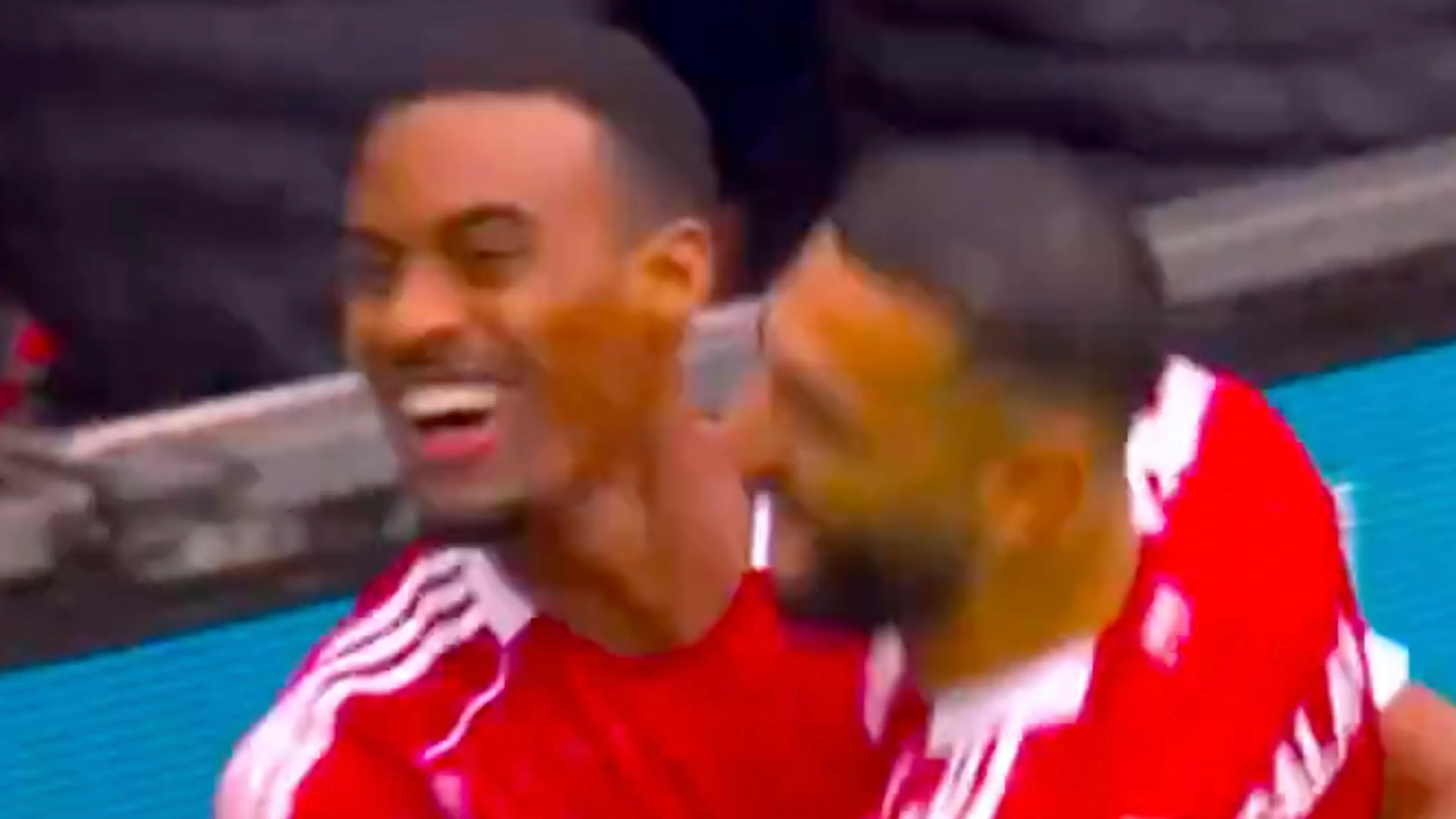 Videogoal: Ryan Gravenberch schiet Liverpool op voorsprong tegen Everton