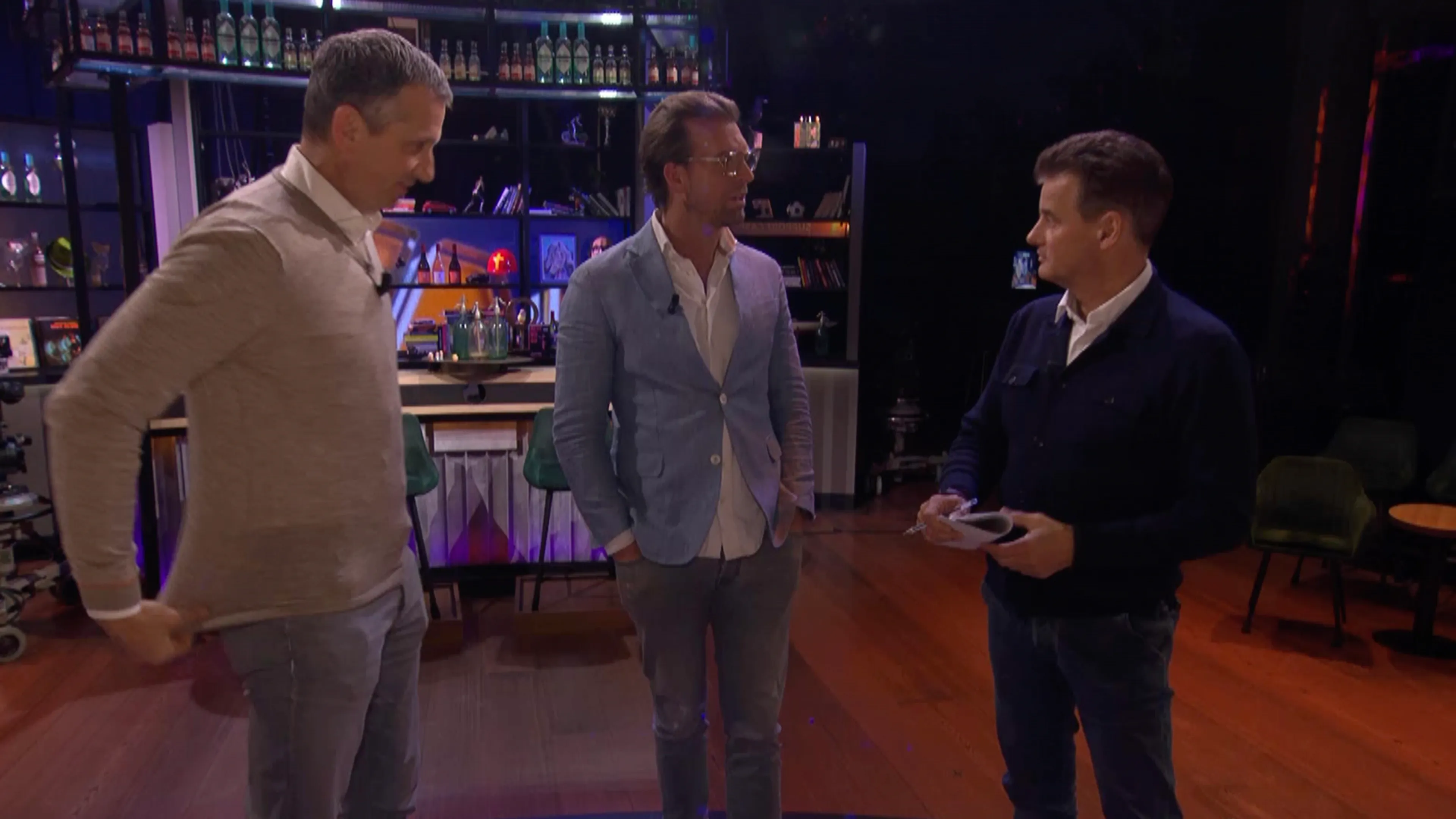 Wilfred Genee verontschuldigt zich In de Wandelgangen bij Rutger Castricum: 'Dat was een grapje, hè?'