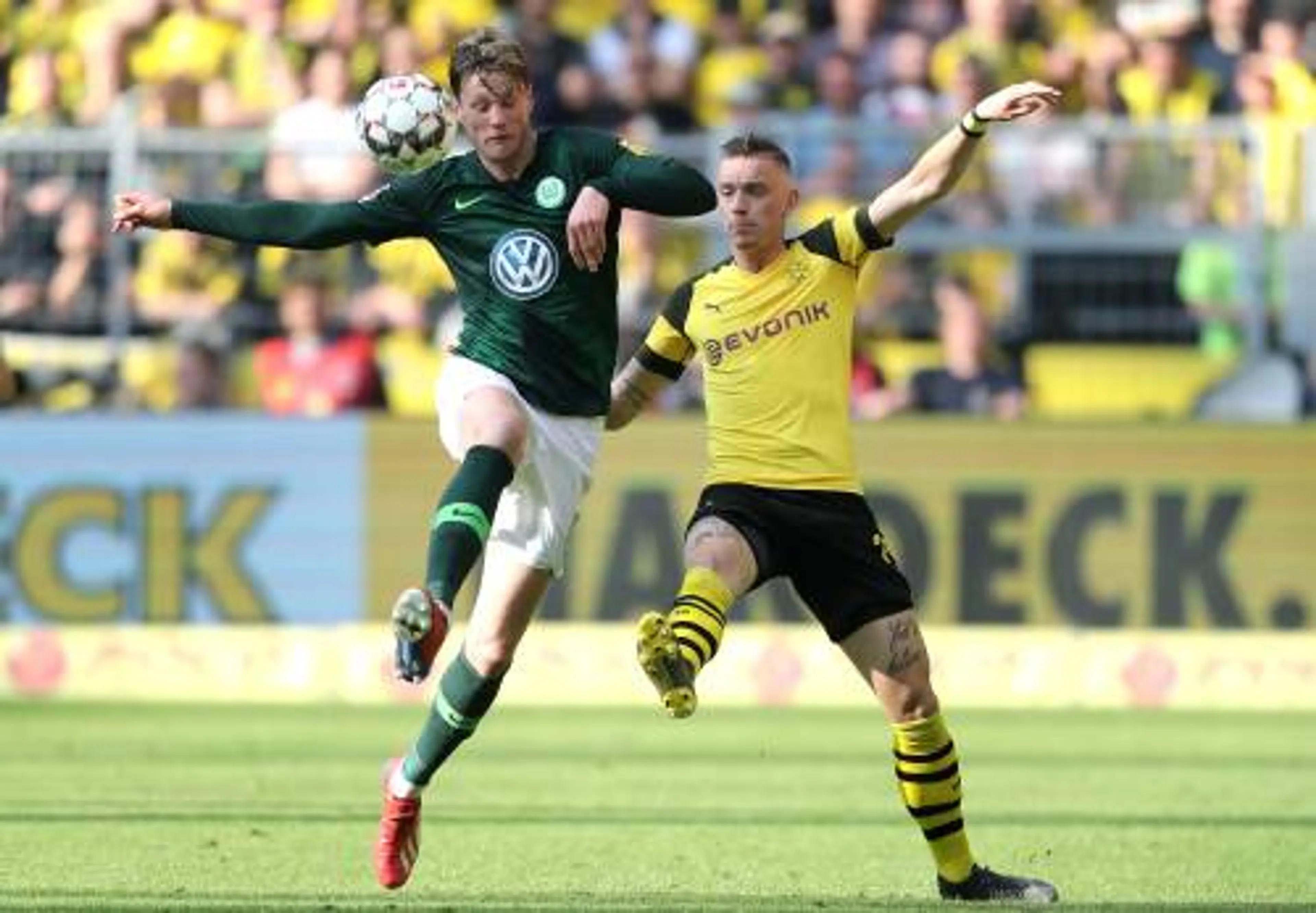 Dortmund neemt weer afstand van Bayern