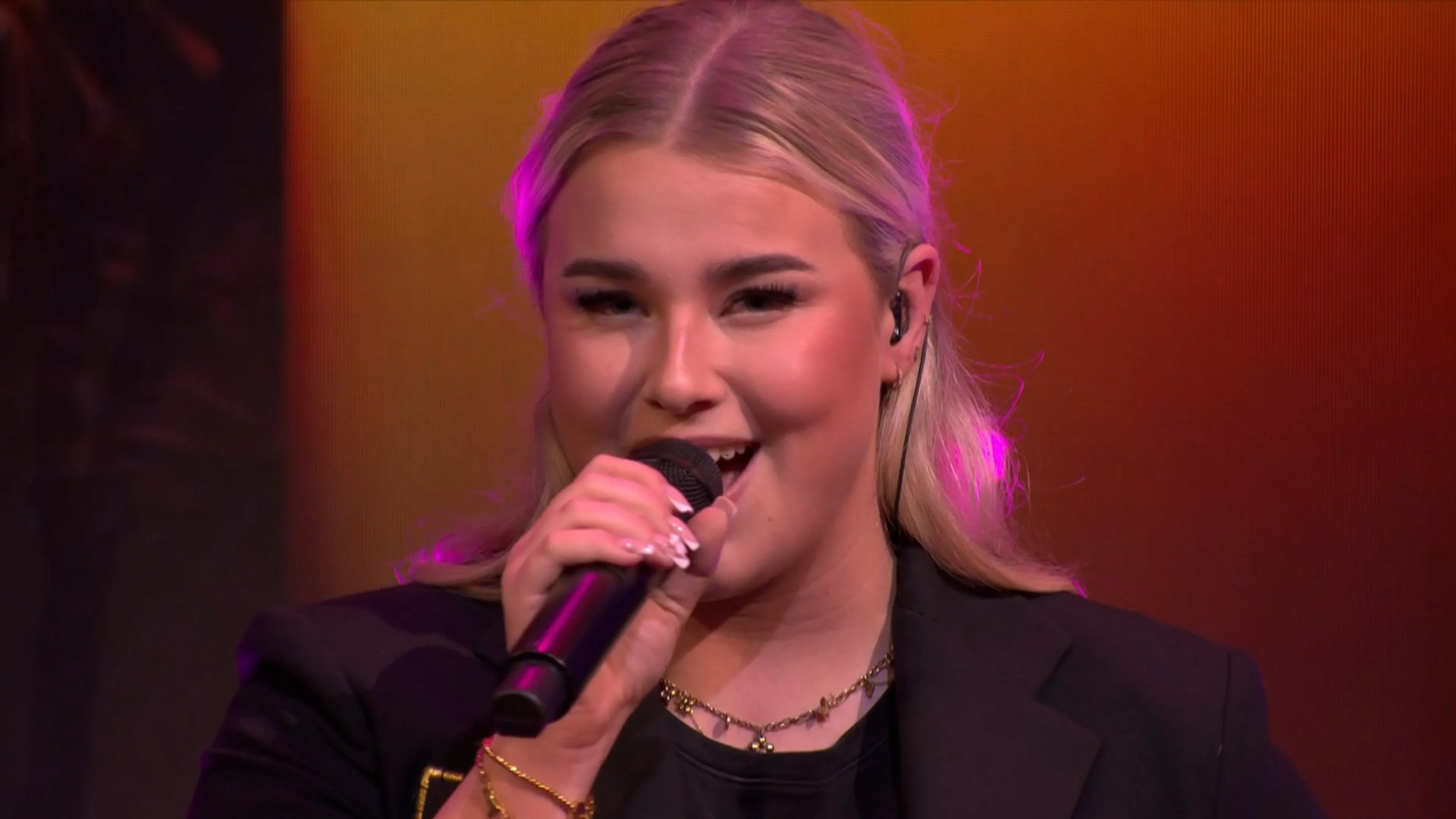 Senna opent De Oranjewinter met ‘Ik kan je niet vergeten'