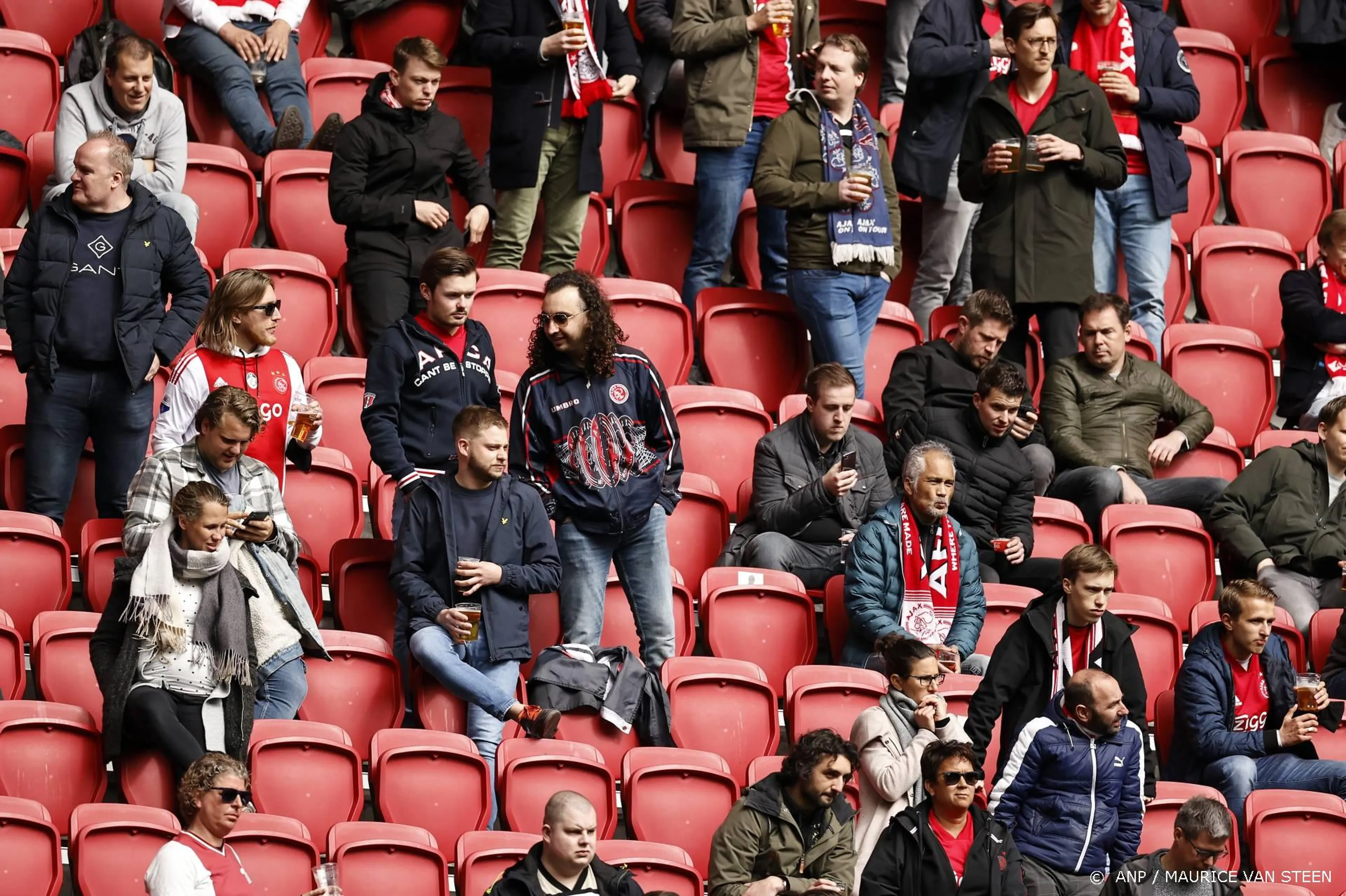 Definitief geen voetbalfans welkom bij laatste speelrondes