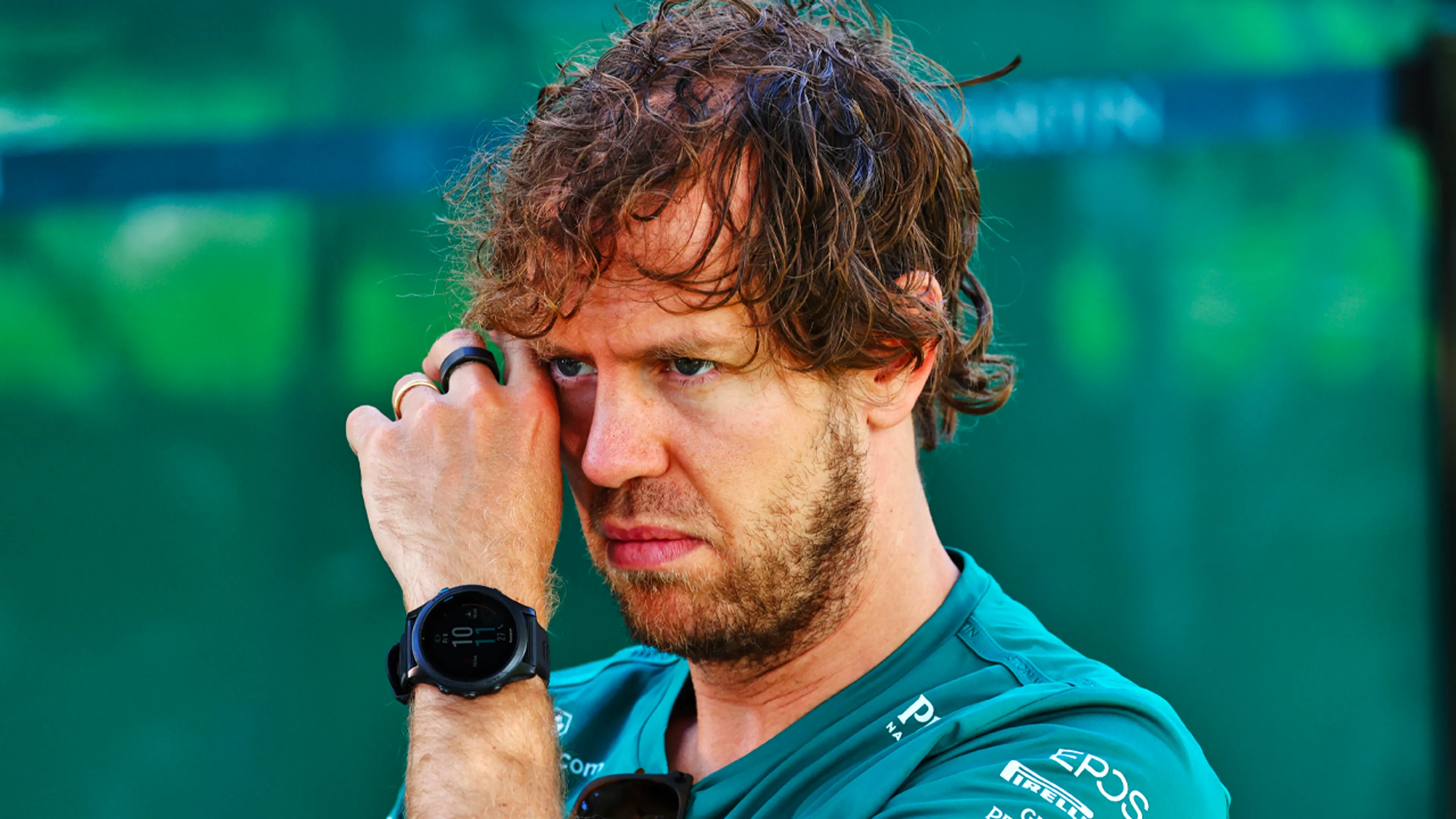 Vettel wil levenslange verbanning misdragende Formule 1-fans: 'Deze mensen moeten zich schamen'