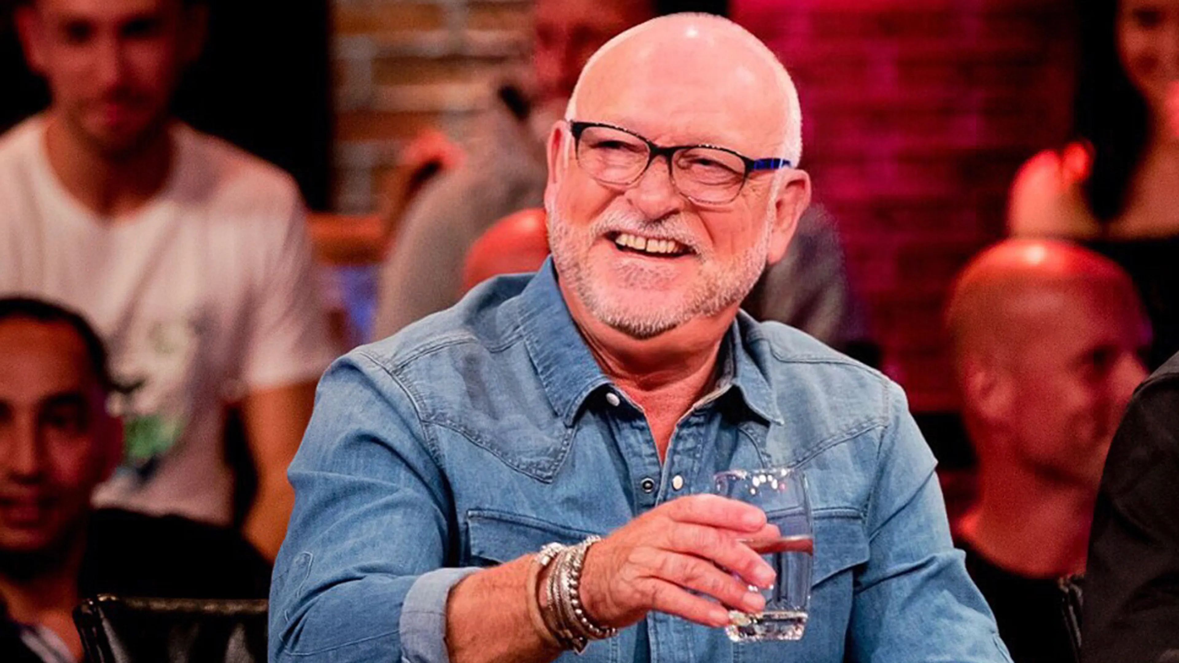 Zó zien de mannen er over 20 jaar uit!
