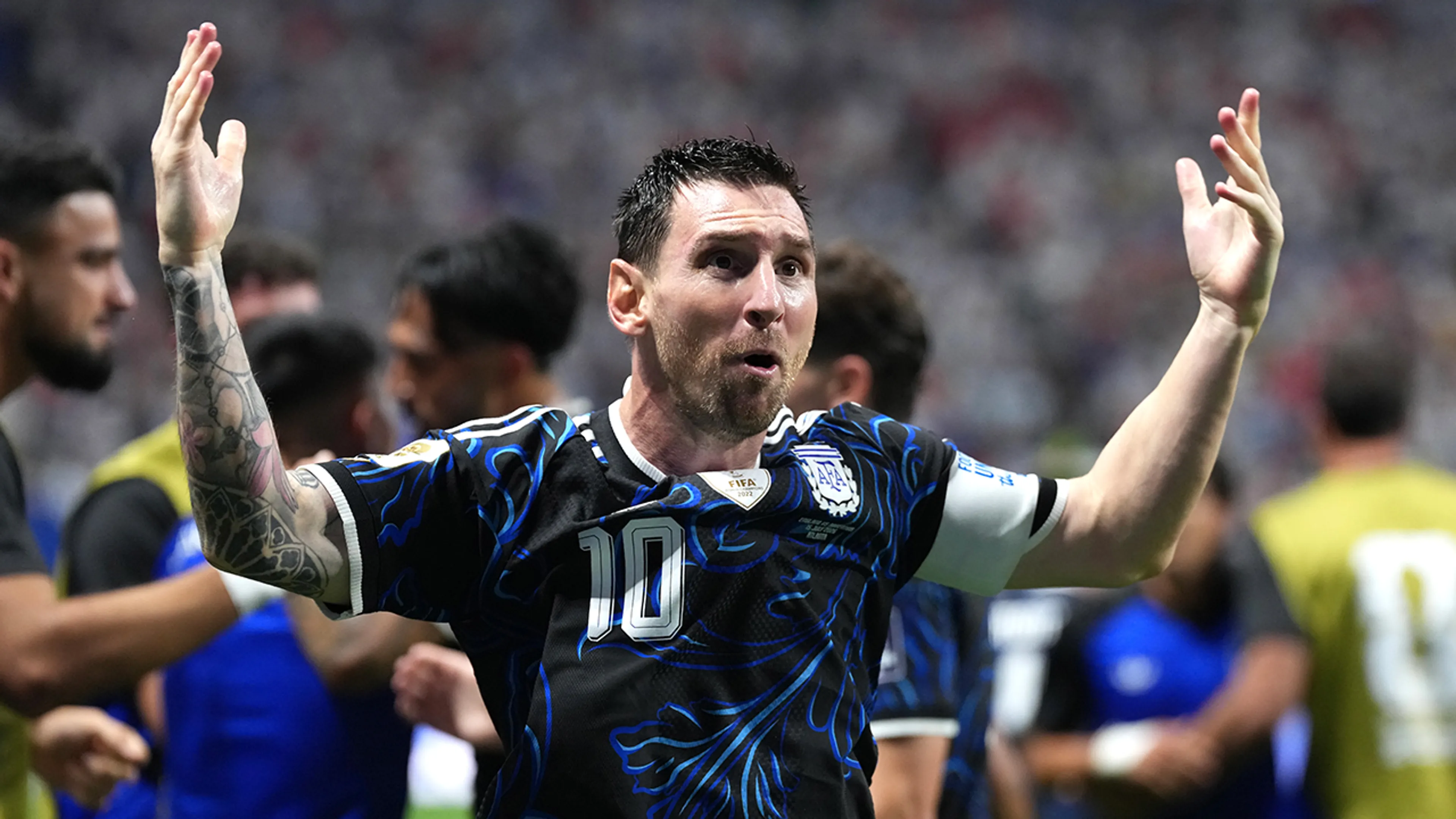 Argentinië knokt zich na twee assists van Messi langs Engeland en is opnieuw WK-finalist